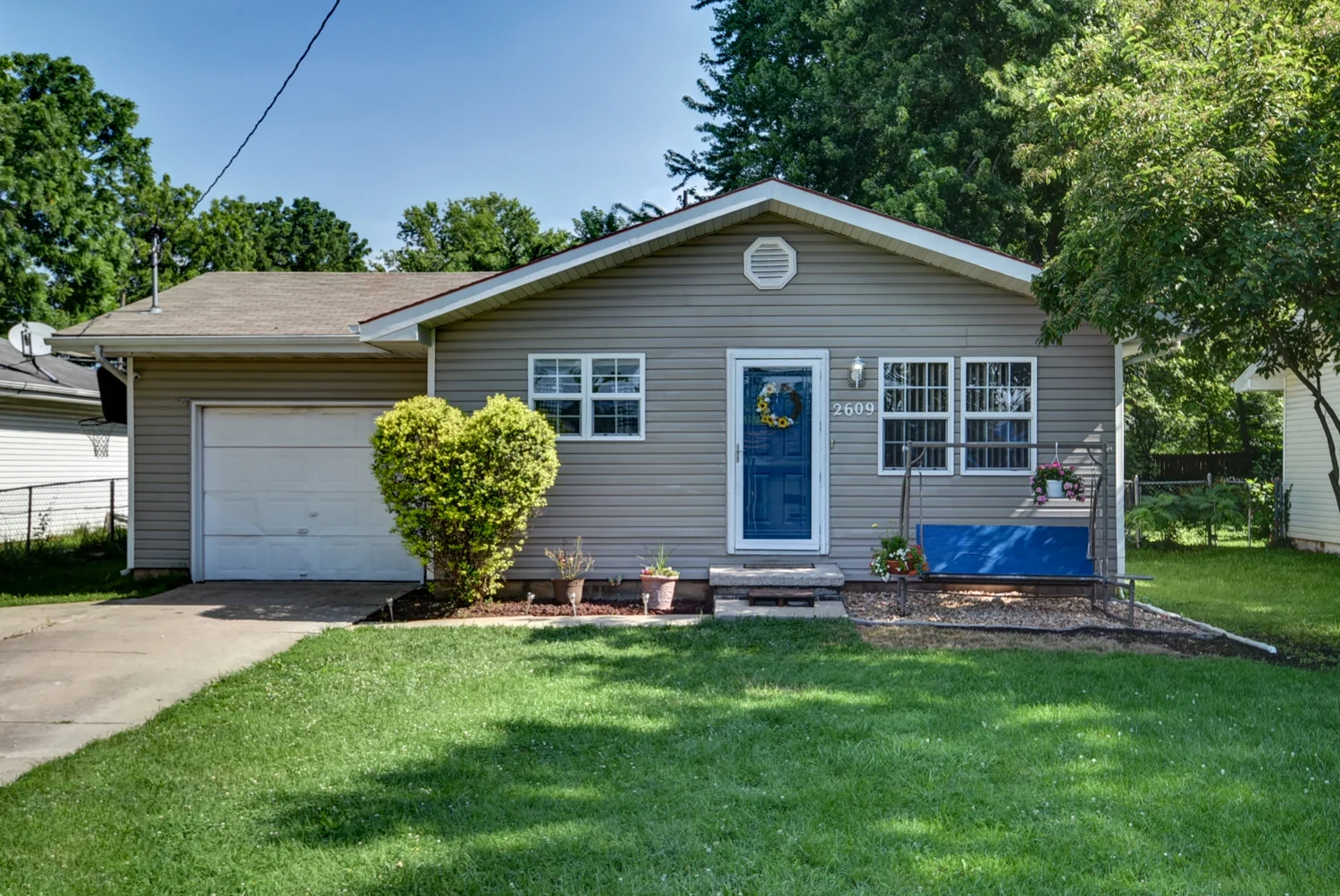 2609 E Atlantic-1.jpg