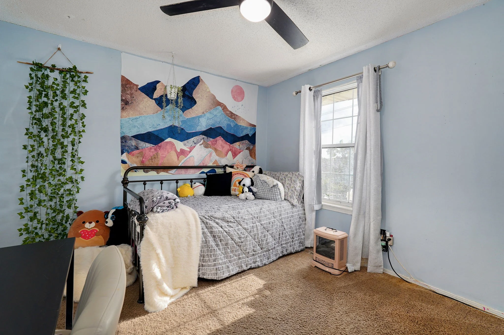 5361 S Aaron Ave-19.jpg