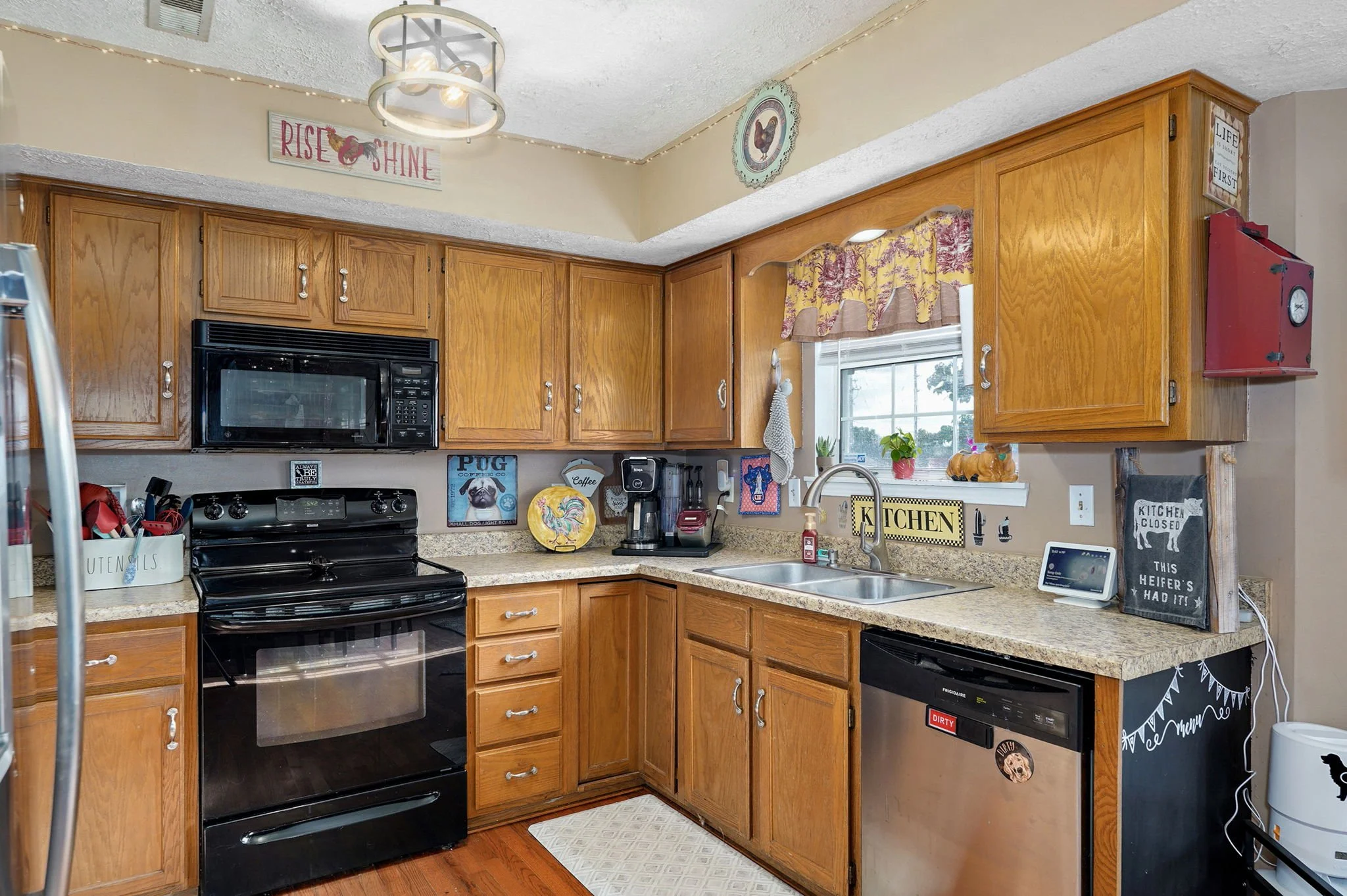 5361 S Aaron Ave-10.jpg