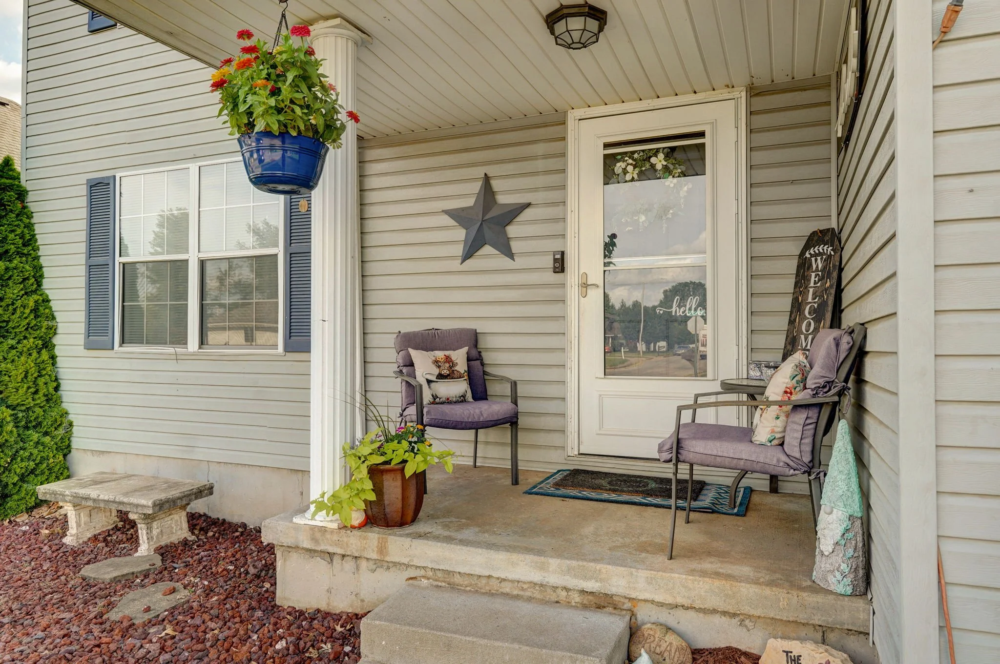 5361 S Aaron Ave-4.jpg