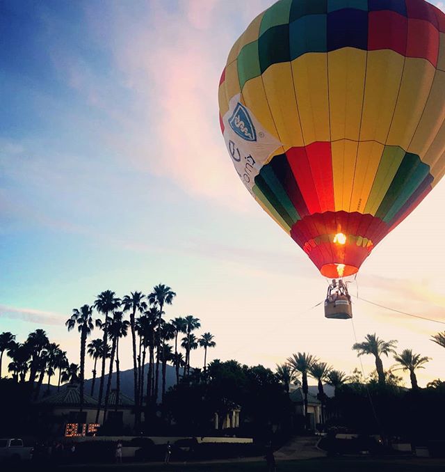 Merv Griffin isn't just for weddings...check out this photo from our amazing @blueshieldofca corporate event! #blueshield #eventvenue #coachellavalley #corporateevents #hotairballoon #balloonrides