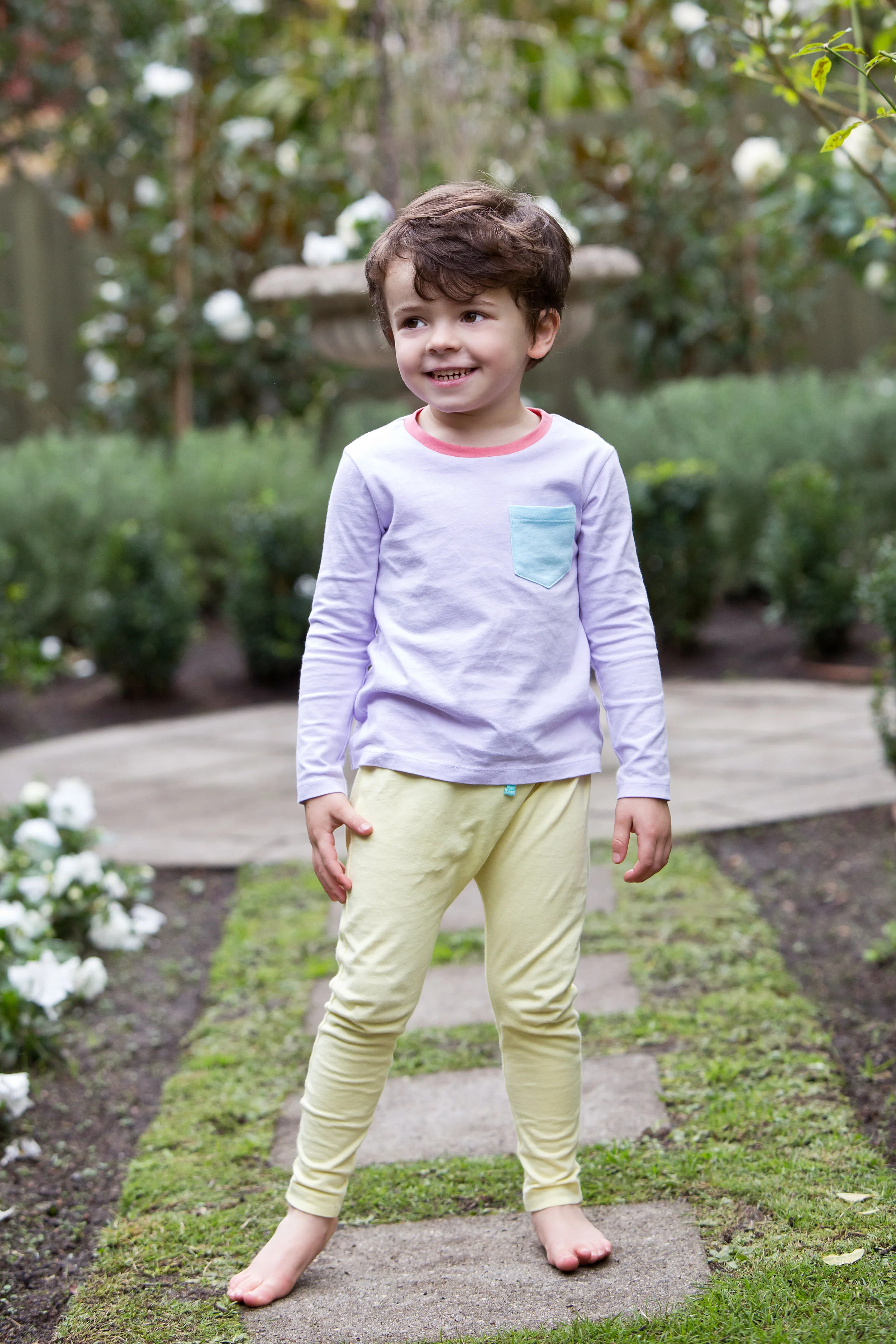 oscar yellow pants.jpg