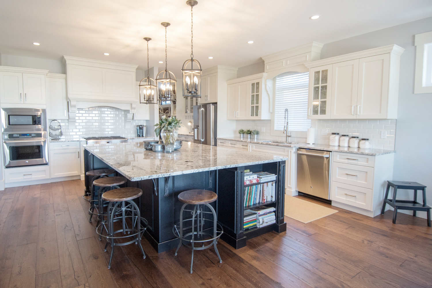 5 Ways to Make Builder-Grade Kitchen Cabinets Look Custom