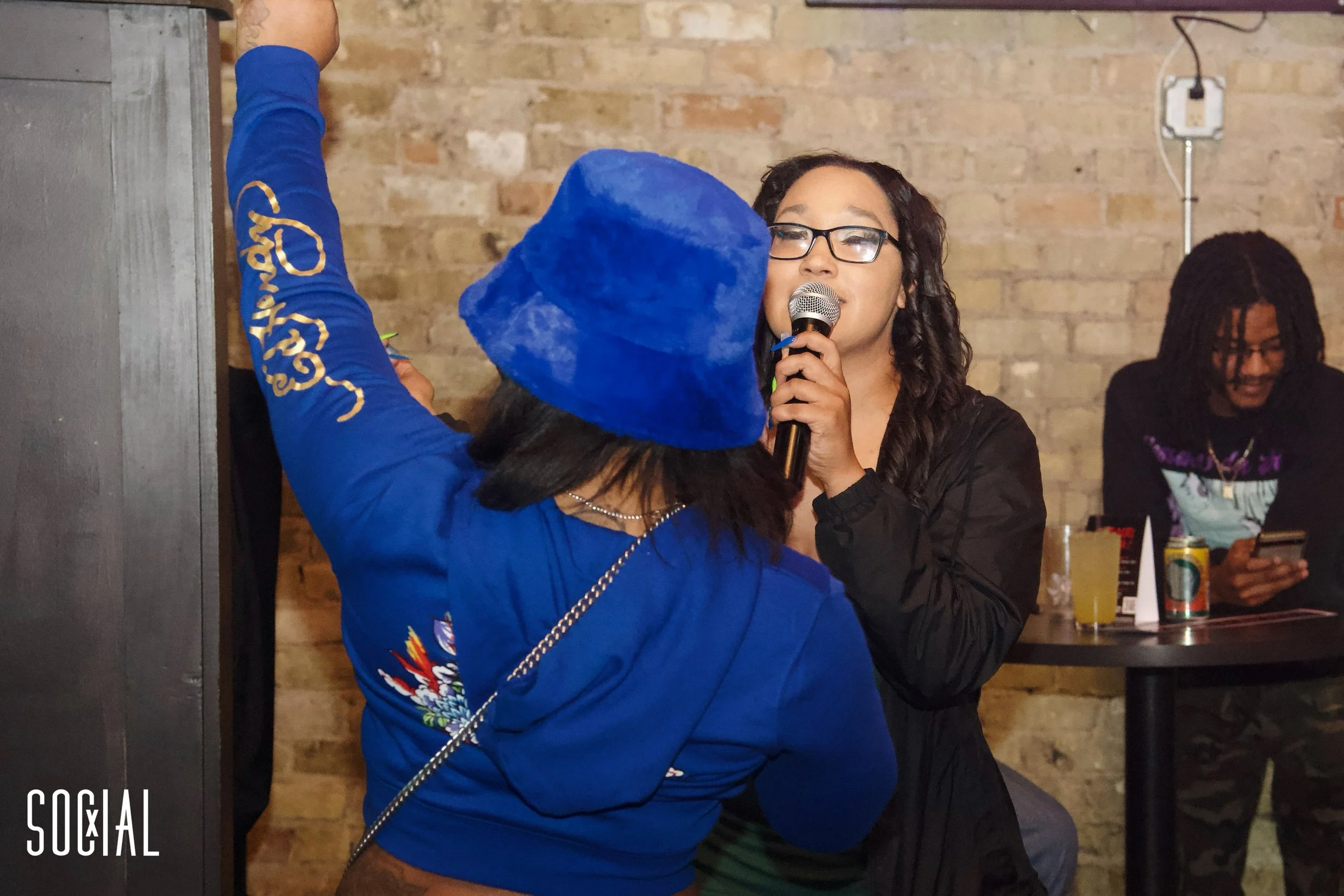 Hot Girl Karaoke-38.jpeg