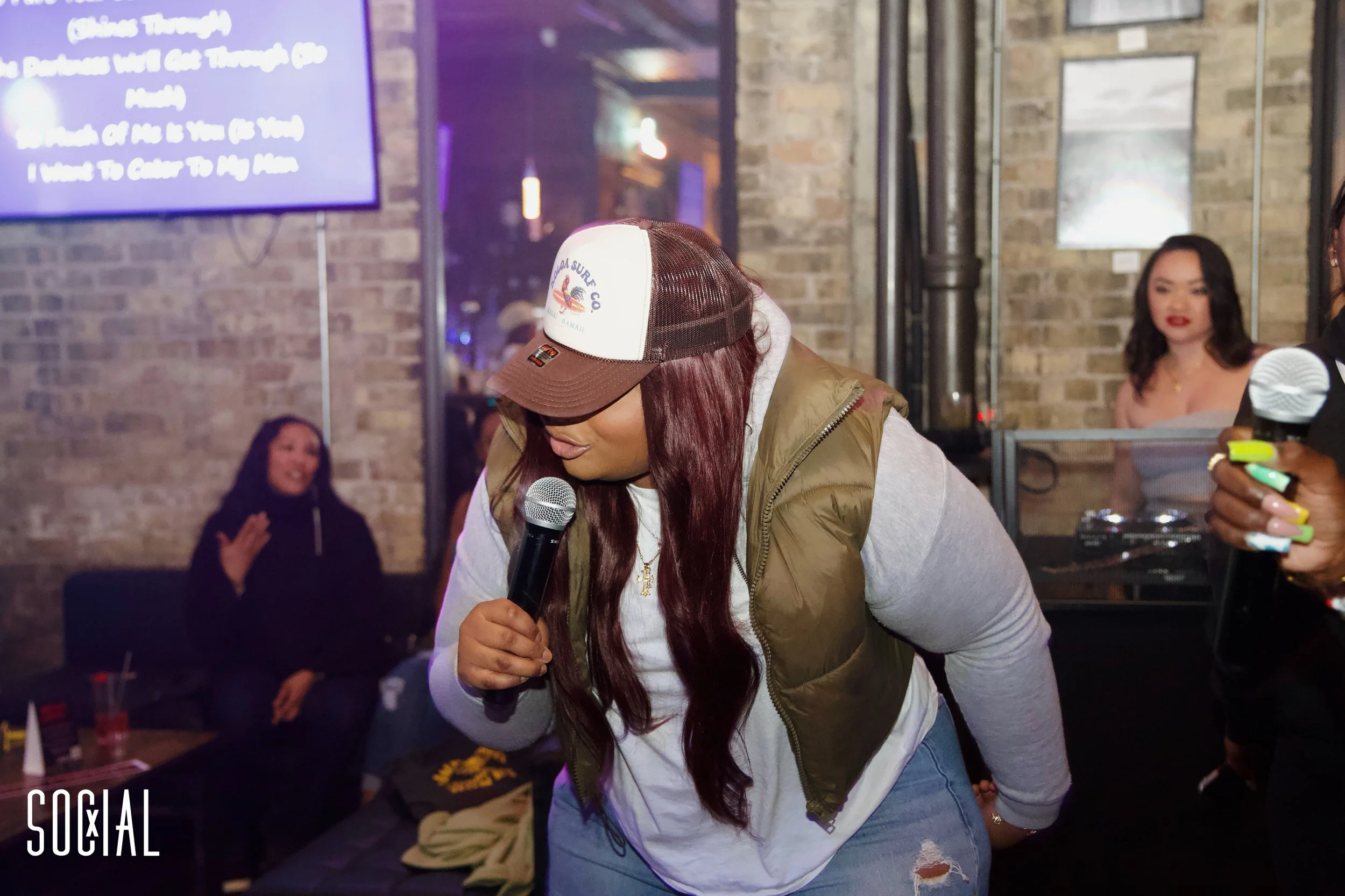 Hot Girl Karaoke-42.jpeg