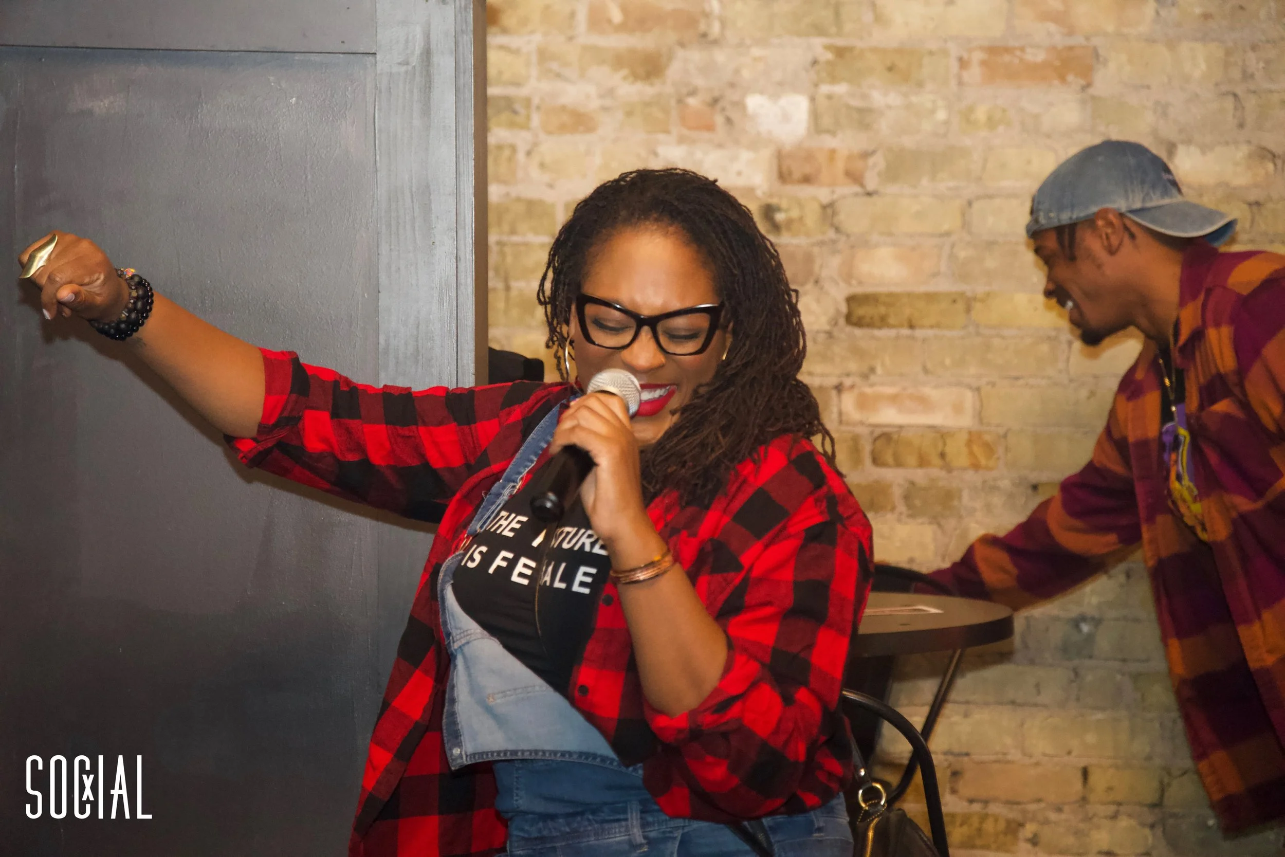 Hot Girl Karaoke-66.jpeg