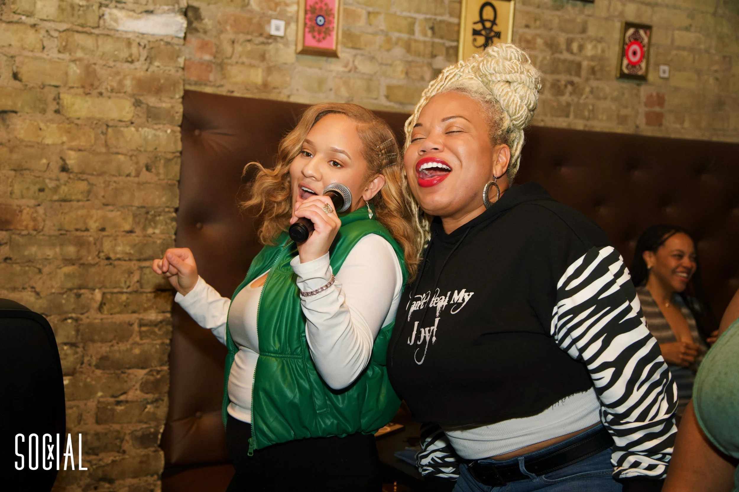 Hot Girl Karaoke 2025-22.jpg