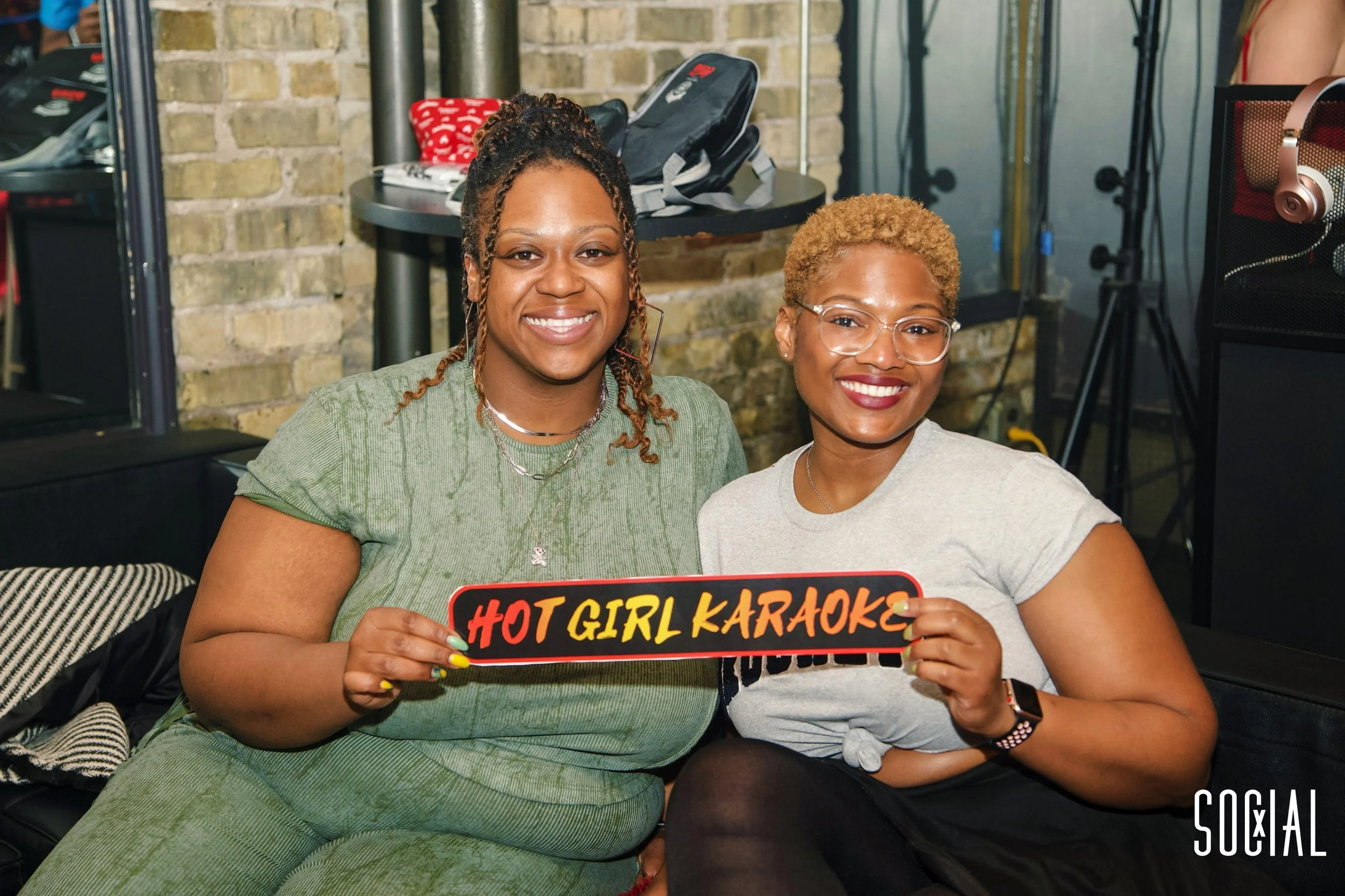 Hot Girl Karaoke 2025-96.jpg