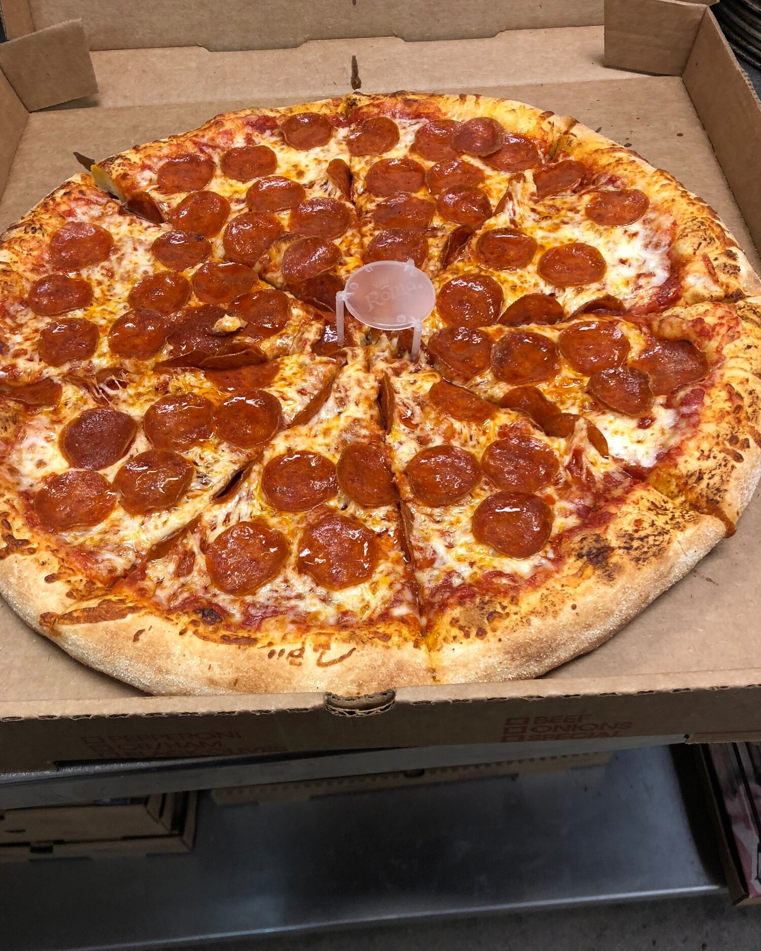 Medium Super Deluxe Pizza, Pizza Delivery & Pickup