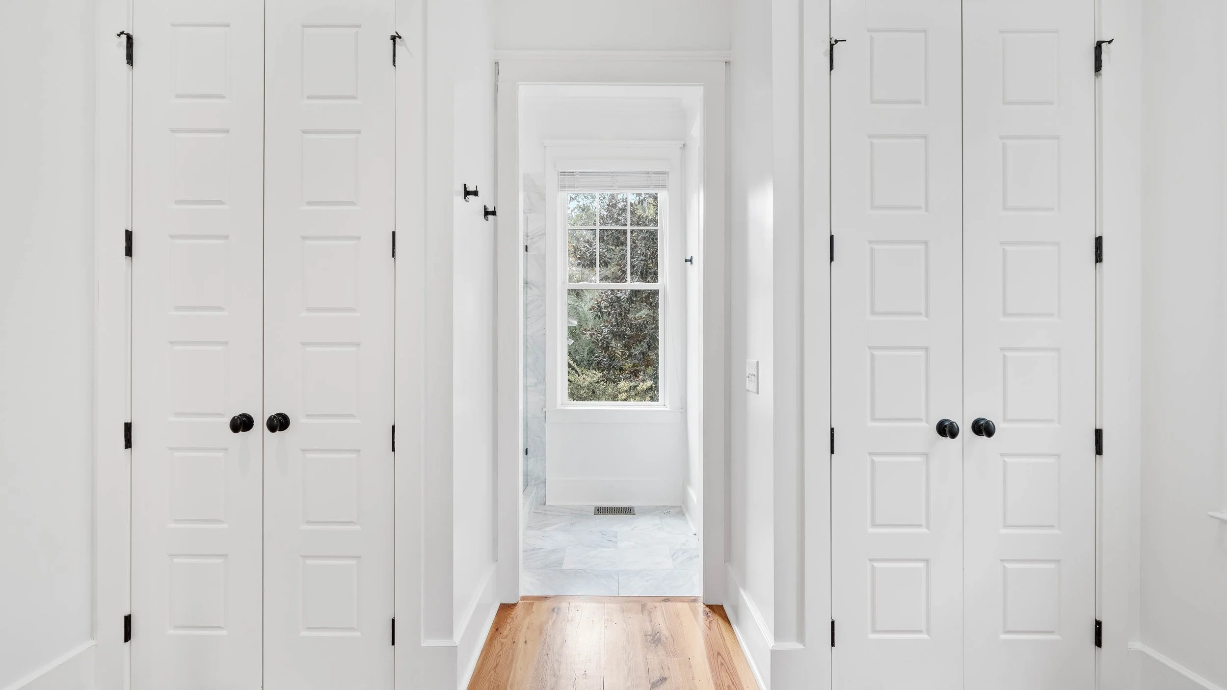 48 Oak Pond New Interior-38.jpg