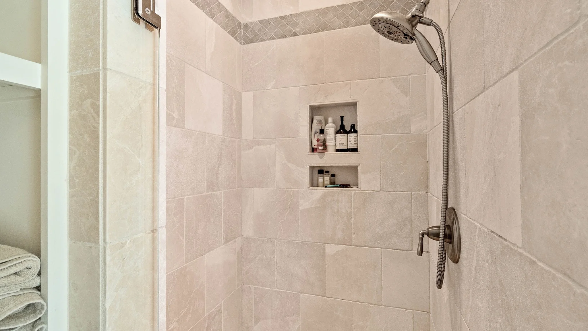 58 River Place-42.jpg