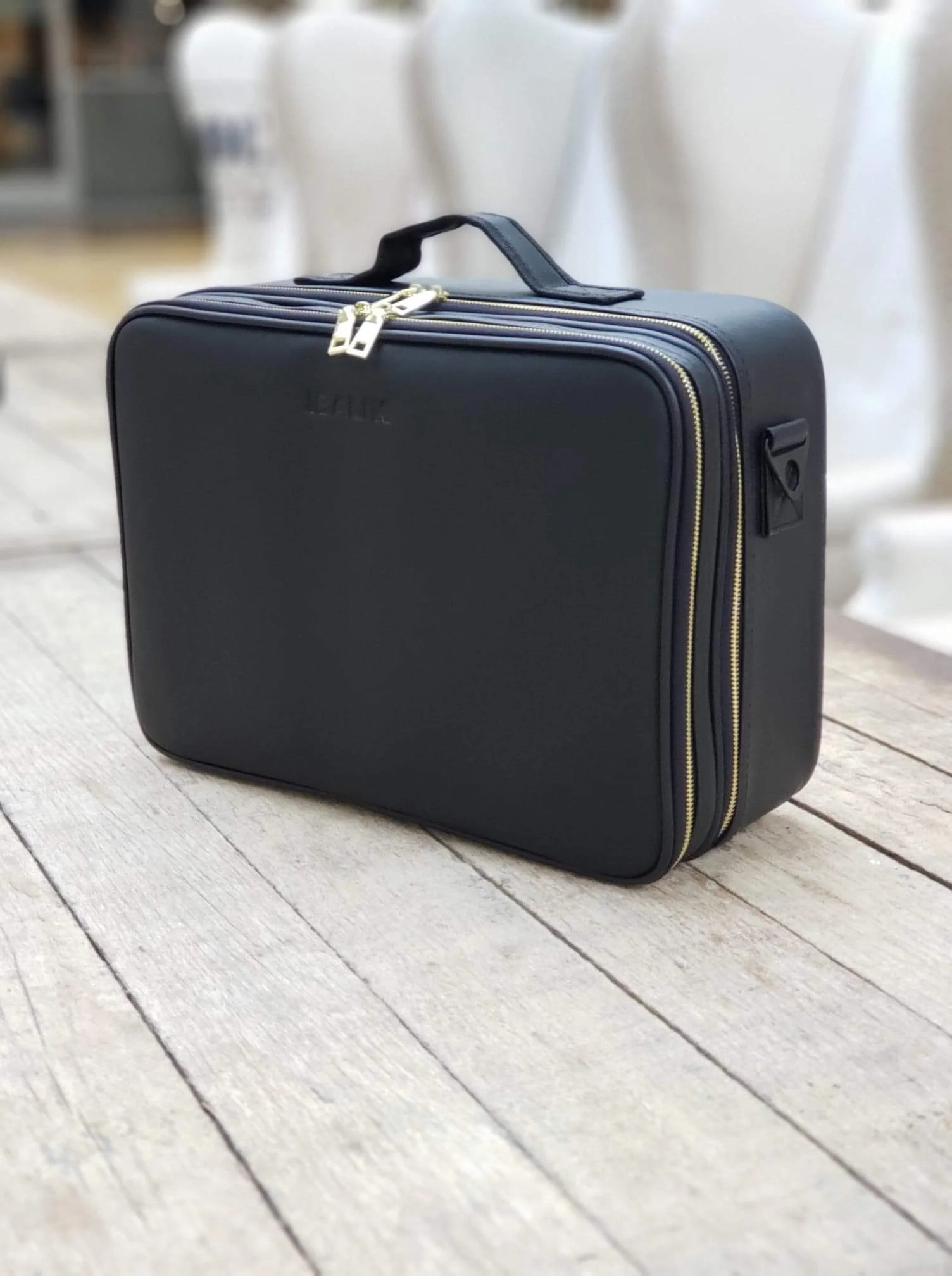 makeup artist train case