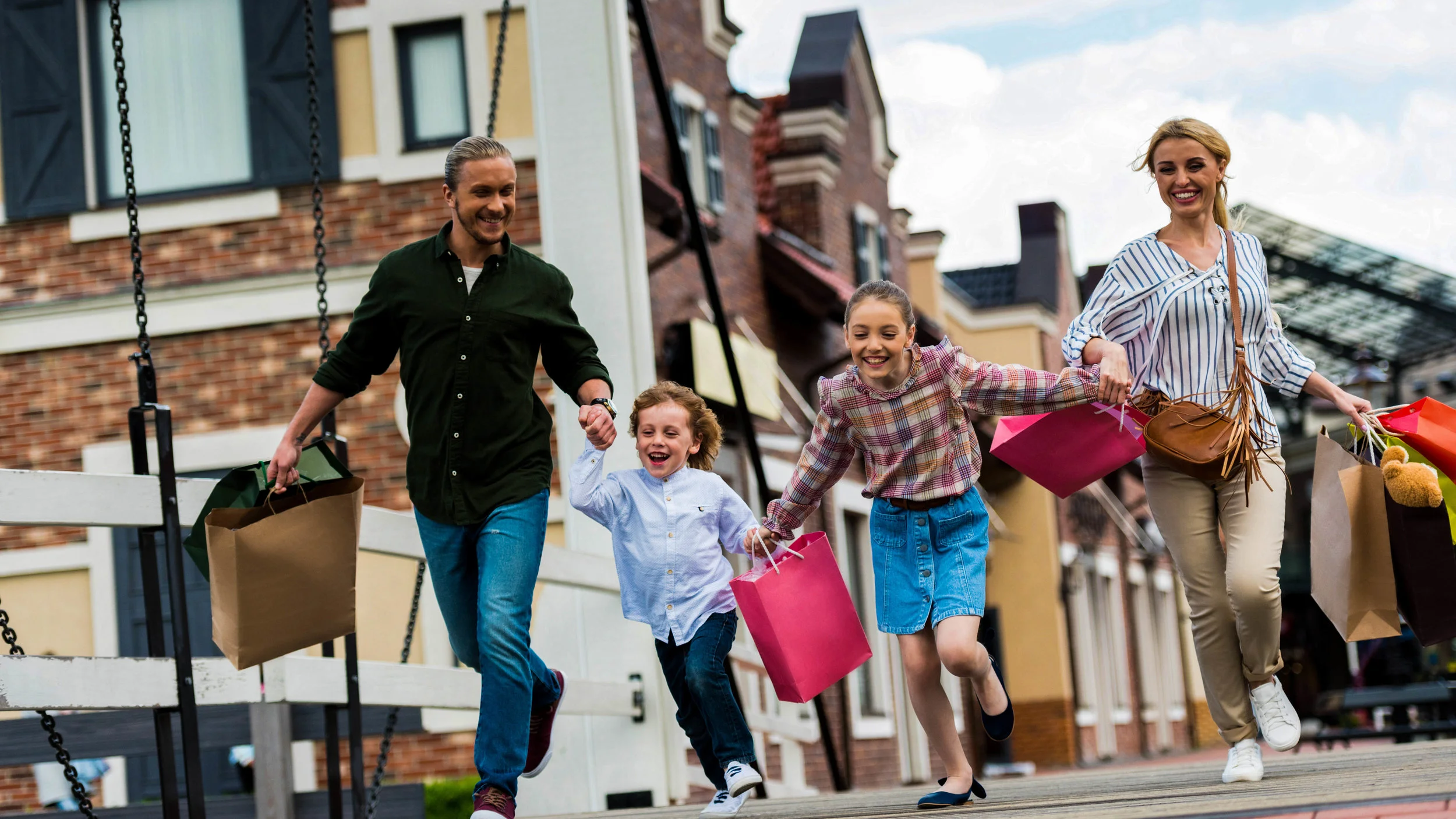 shopping-family-alr-.jpg