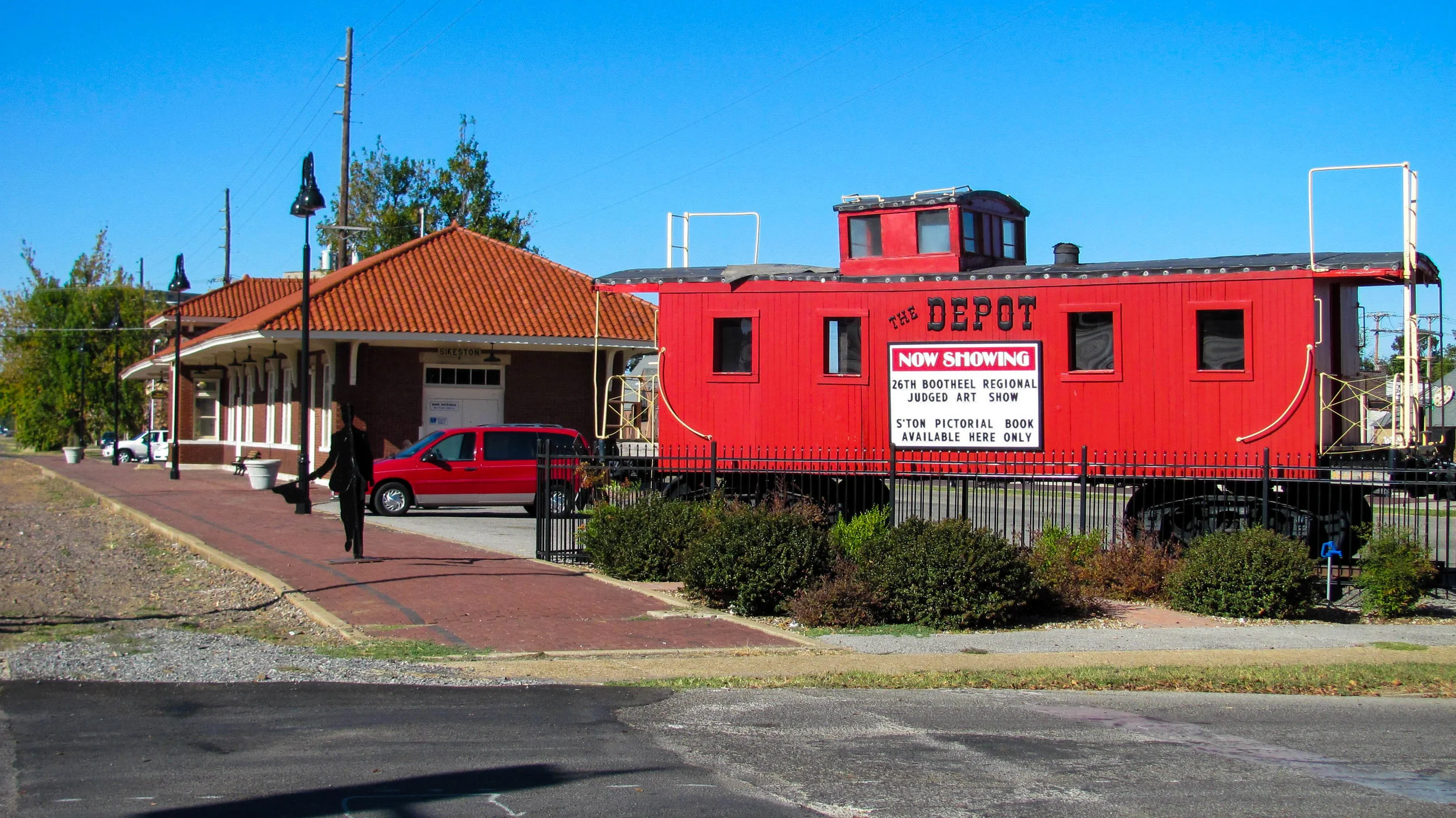 sikeston-depot-10142010-alr-0335.jpg