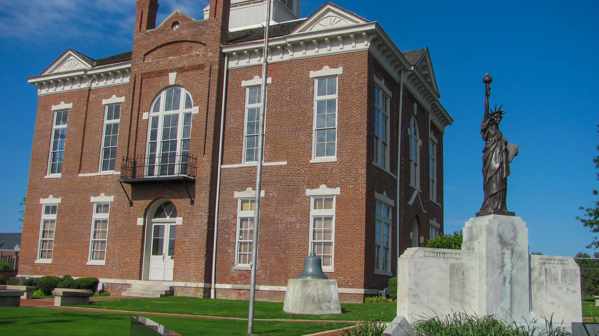 Visitors Guide to Manila, Arkansas —