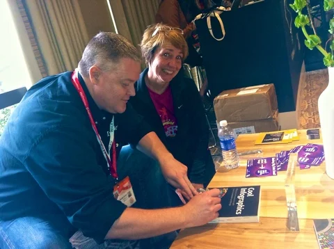 Cool+Infographics+Meetup+Signing+SxSW+2014.jpg