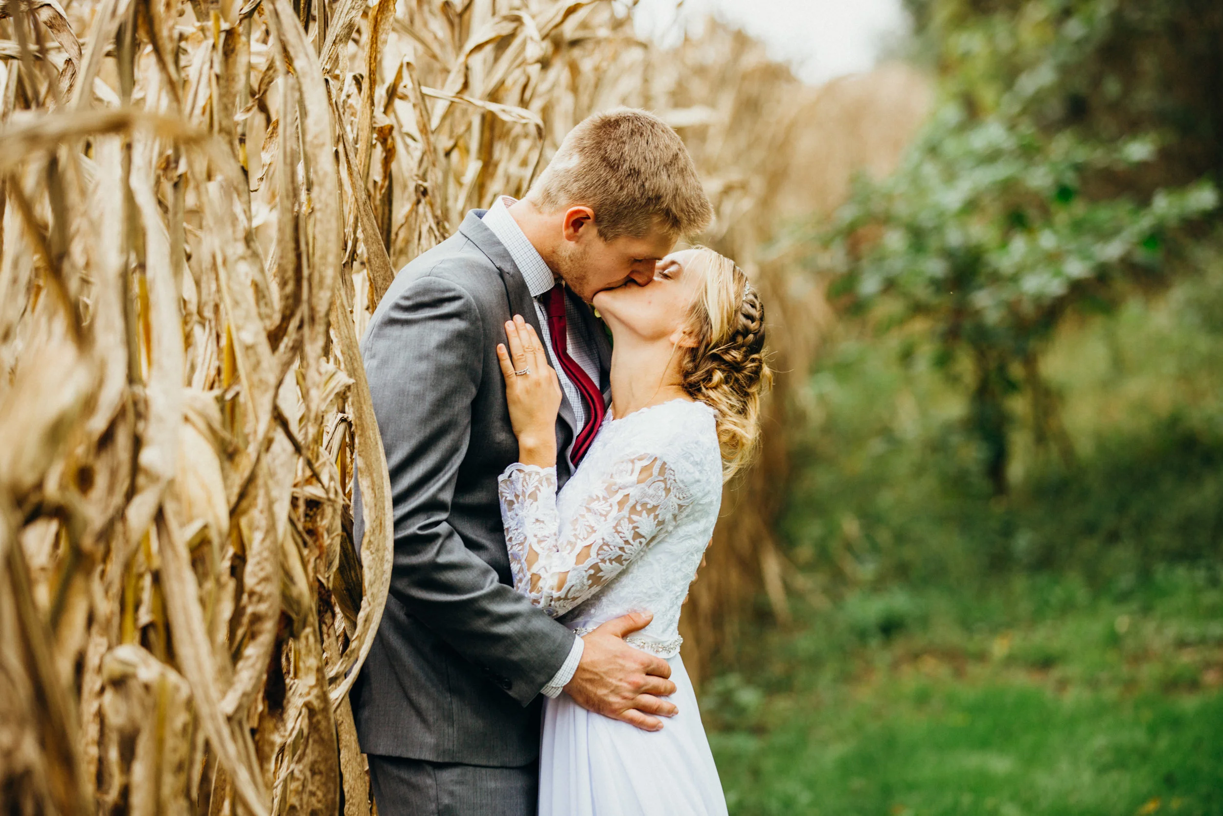 Megan &amp; Levi | Backyard Farm Wedding | Pennsylvania Wedding Photographer