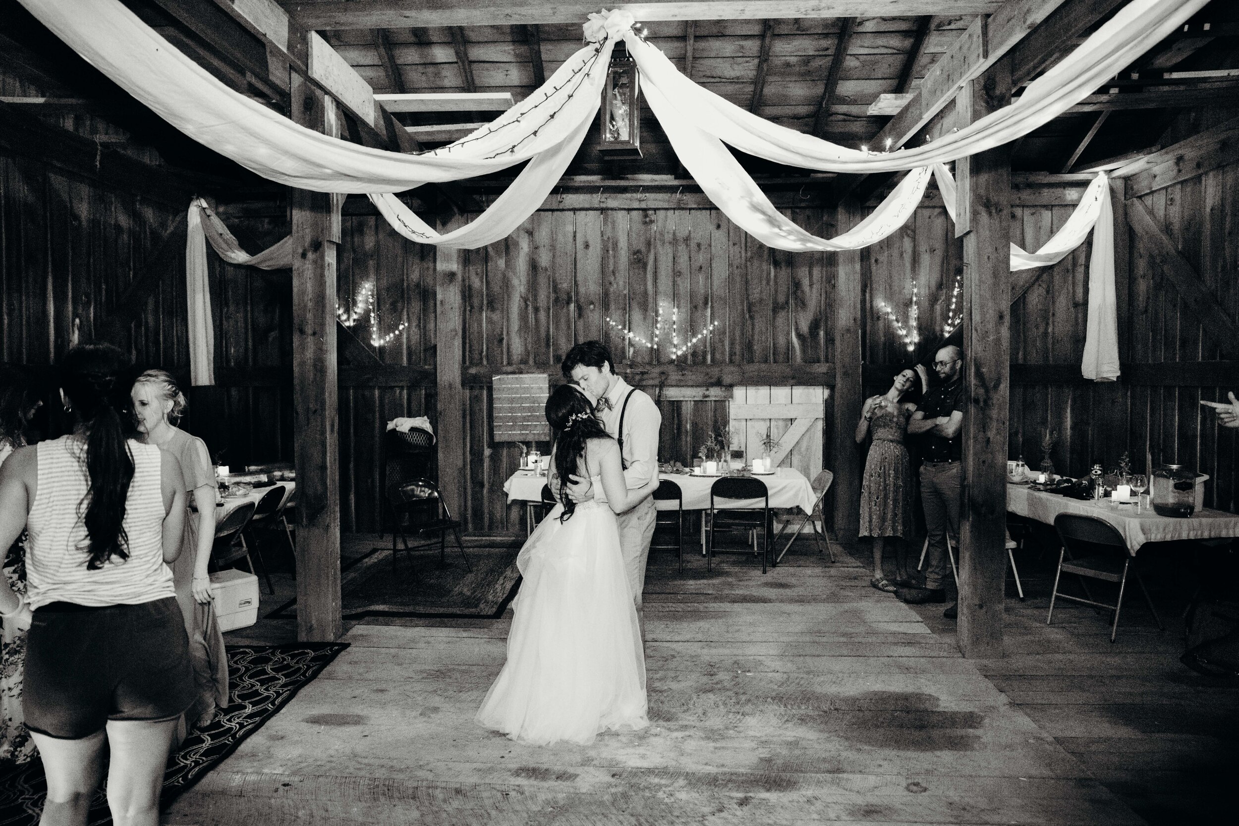 Pennsylvania Wedding Photographer (161).jpg