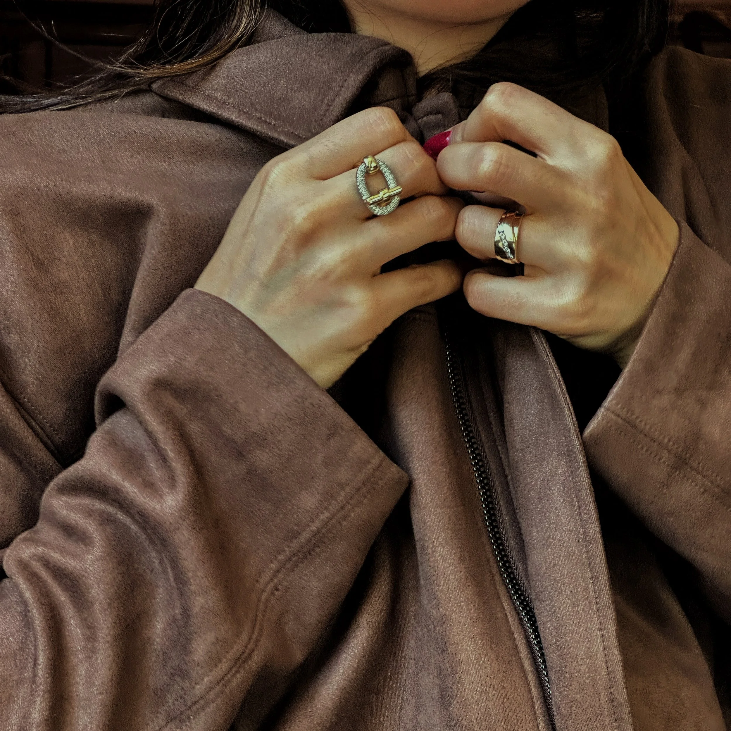 One of those pieces you&rsquo;ll reach for all season 🐻

Rich chocolate brown, a beautifully relaxed silhouette, and just enough structure to dress it up or down.

A new autumn staple at Haila, with matching trousers on the way.