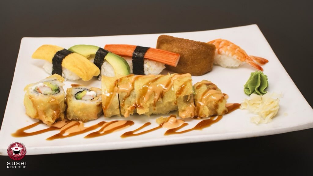 Crunchy. Creamy. Cooked to perfection. 🍣✨

Our LA Roll (deep fried + drizzled with eel sauce &amp; spicy mayo) paired with a fully cooked nigiri set 🤤

All for just $11.95 &mdash; and yes, it includes miso soup &amp; house salad!

Lunch hours: 11:3