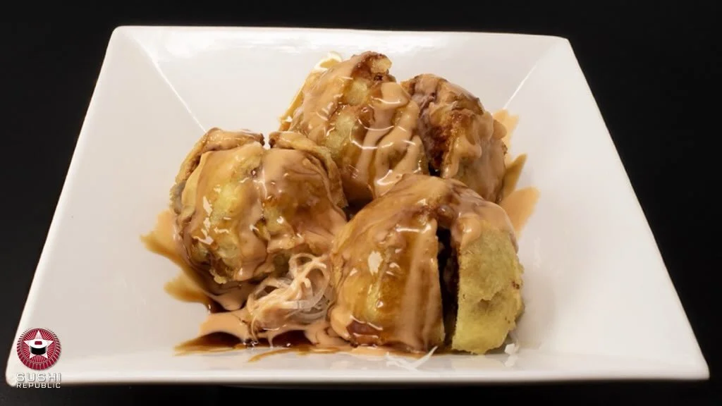 Mushroom lovers, this one&rsquo;s a game changer 🍄🔥

The Mushroom Pop&mdash;juicy mushrooms stuffed with spicy tuna, deep fried to crispy perfection, then drizzled with spicy mayo &amp; eel sauce 🤤

Savory, spicy, crunchy&hellip; basically everyth