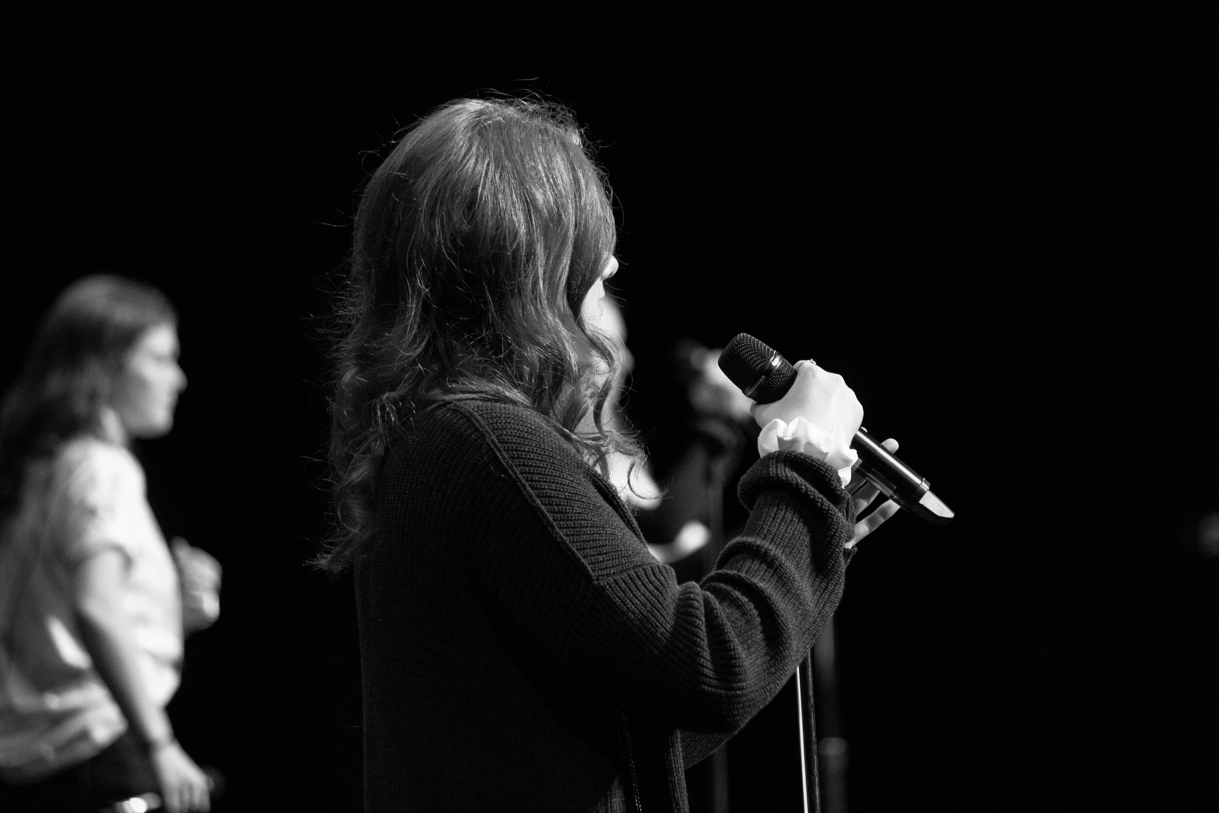 worship singing 3.jpg