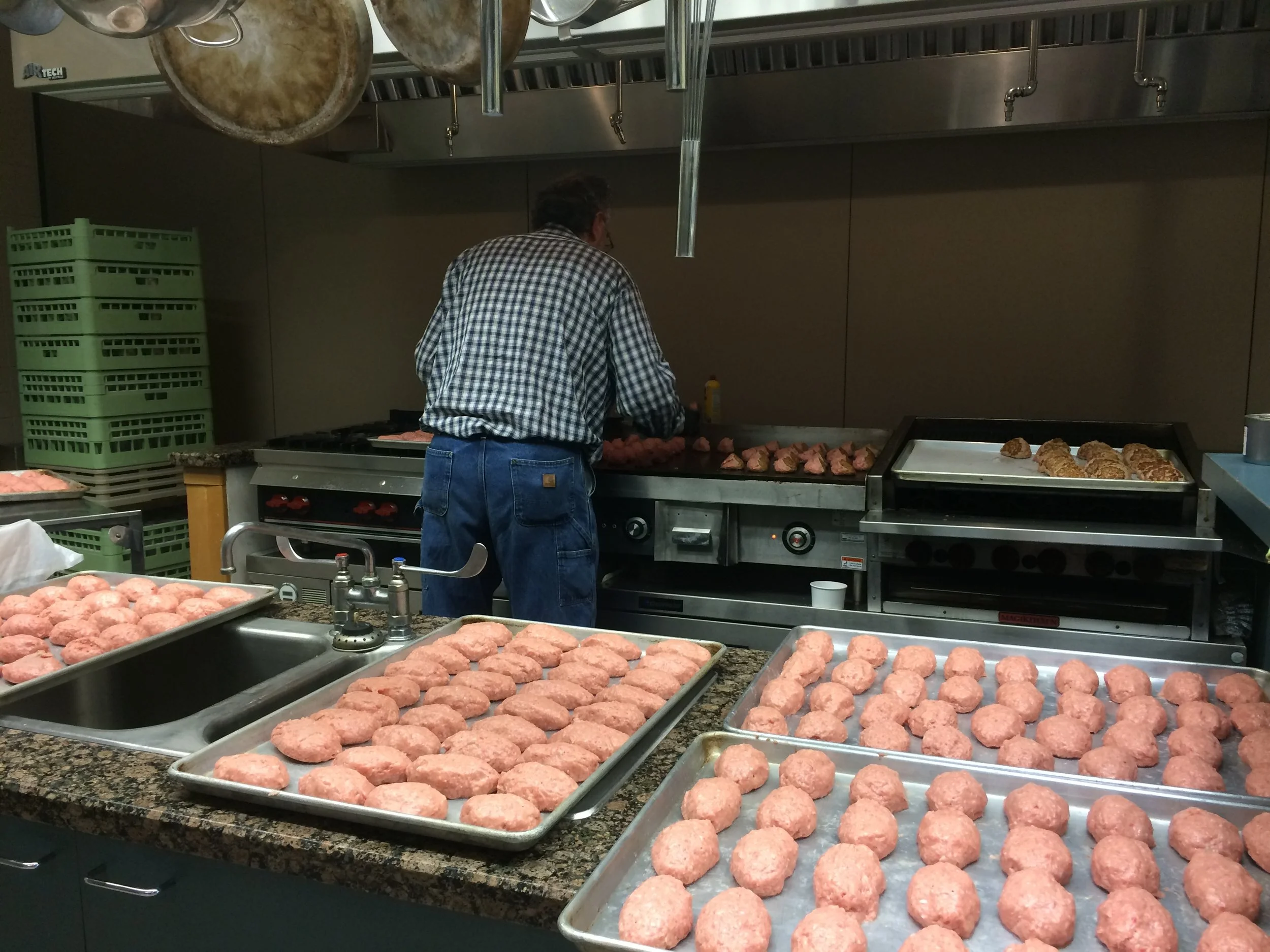 Cooking frikadeller