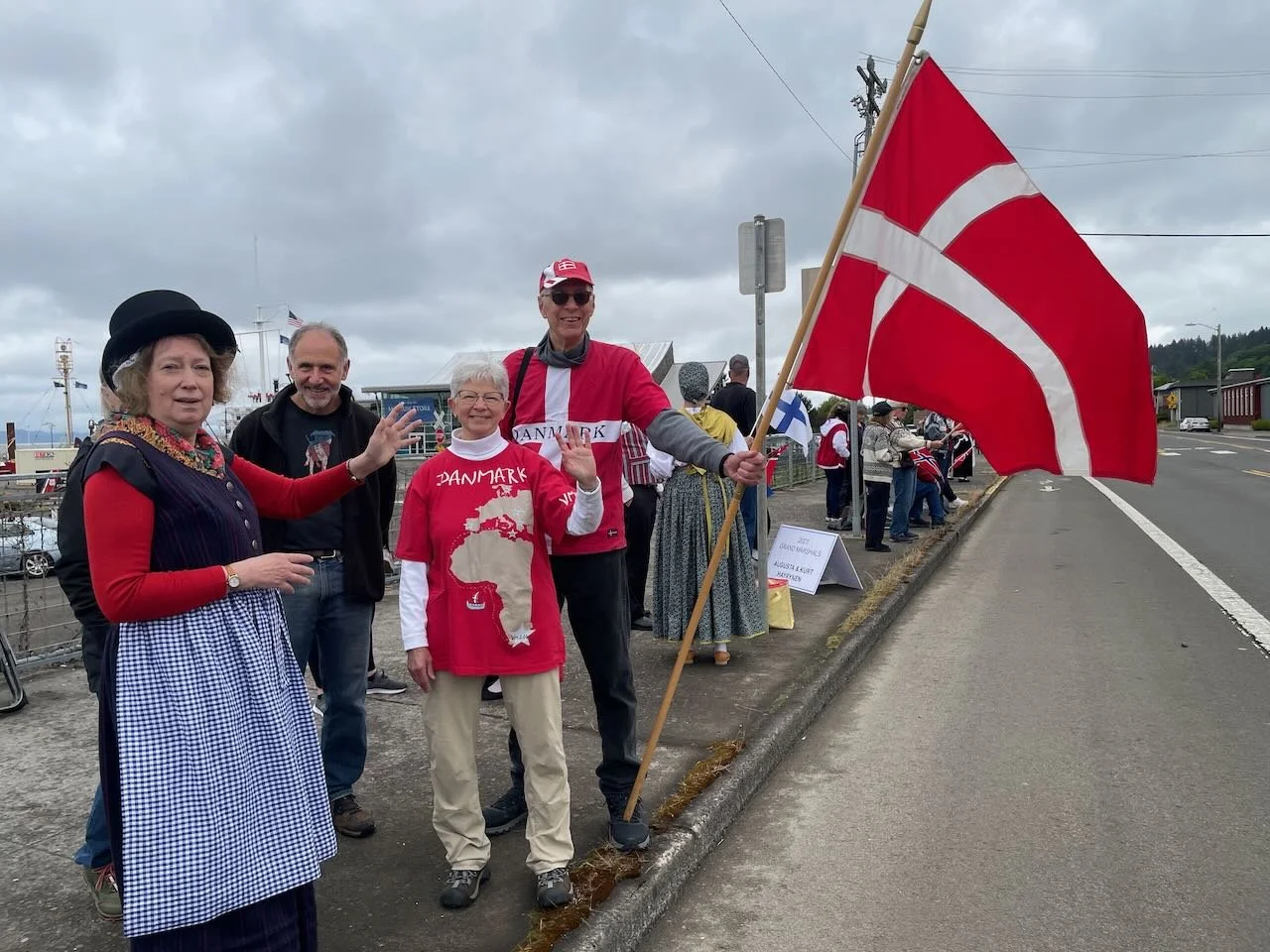 Astoria Scandinavian Midsummer Festival Stationary Optog (Parade)