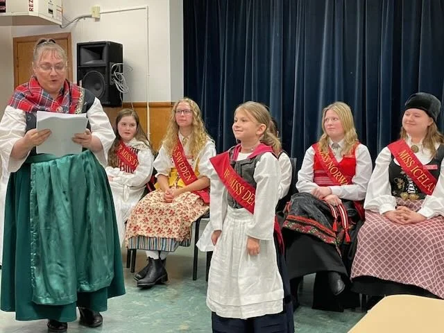 April Meeting - Midsummer Court Visit