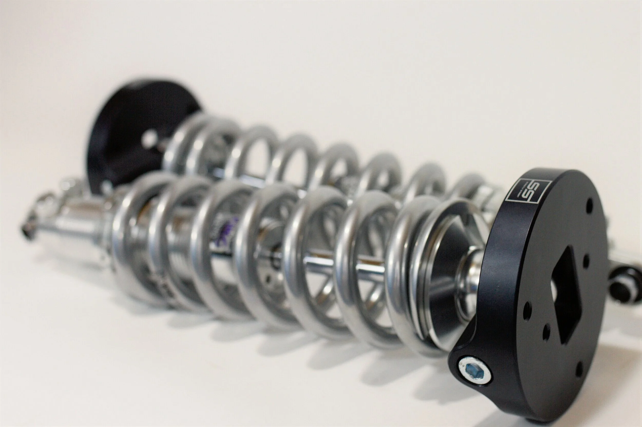 X-Runner Front Coilover Kit