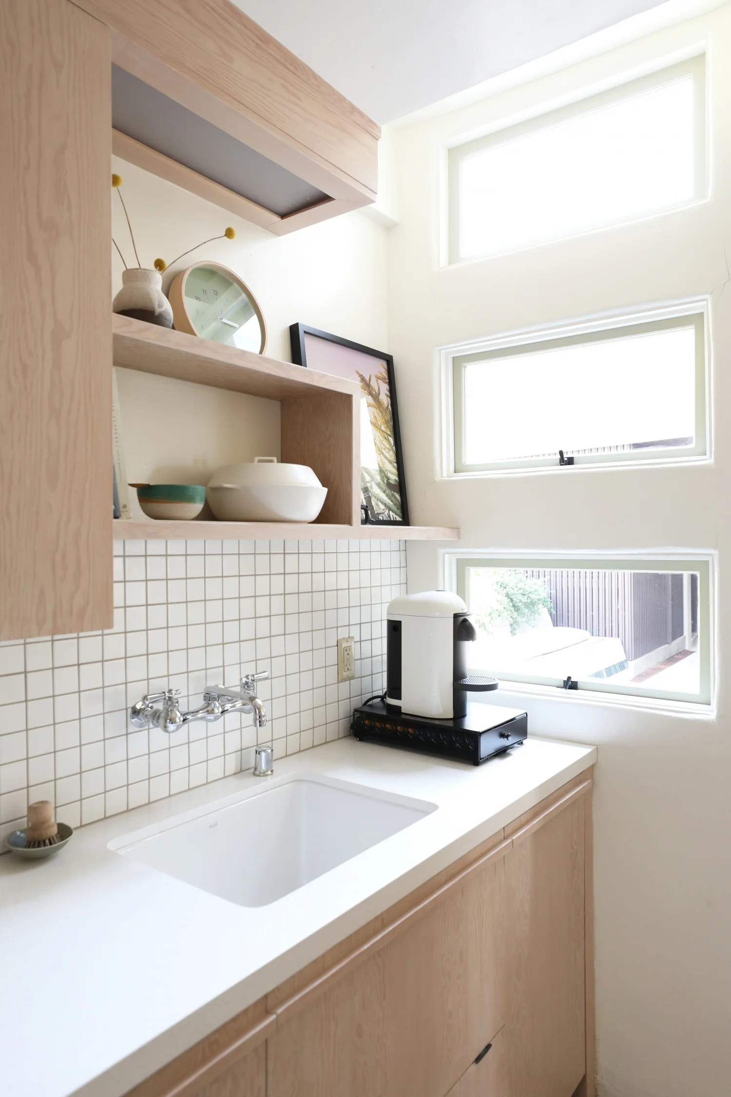 The kitchen in the Maid's Room at Manola Court.