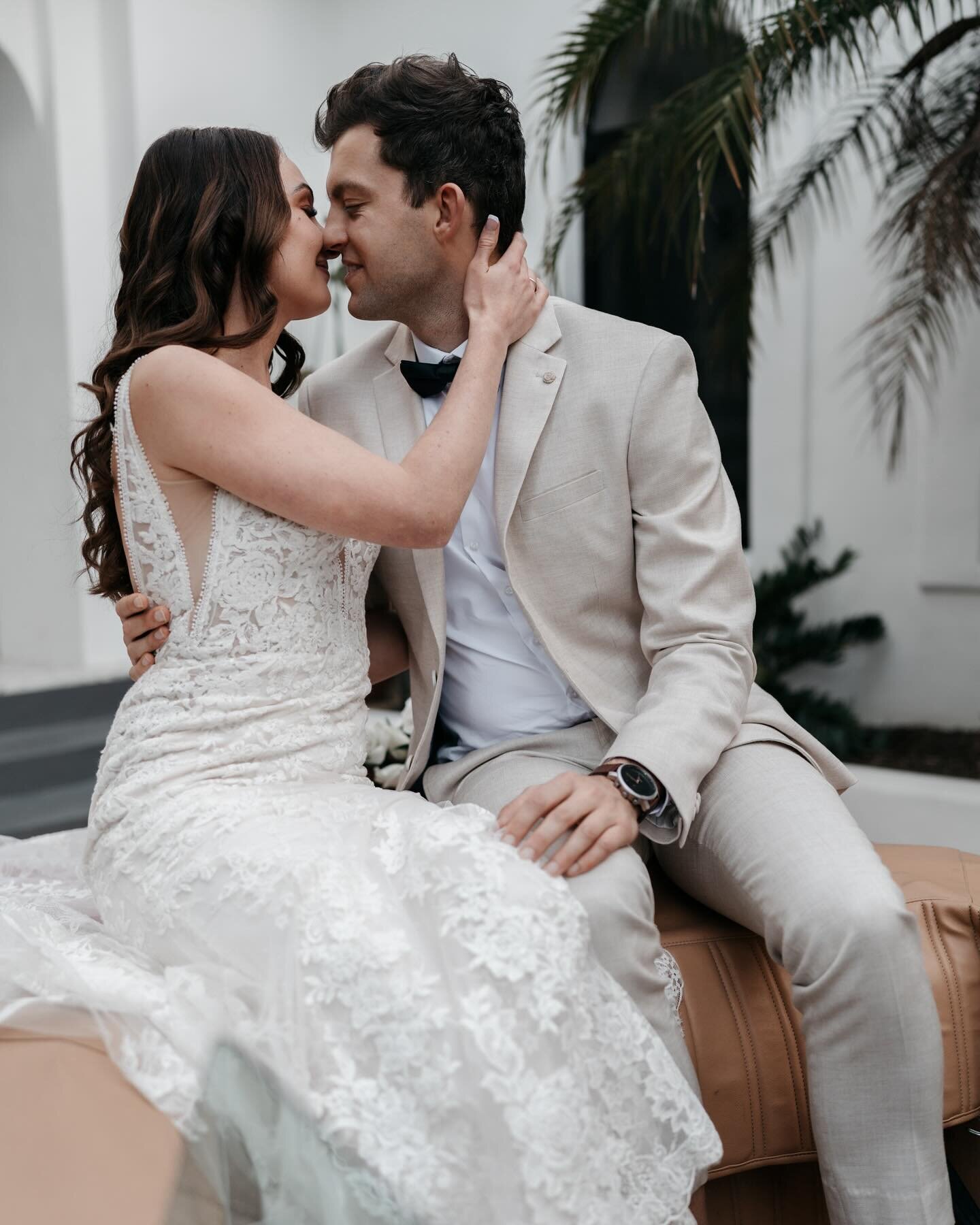 Planning a Noosa wedding and looking for somewhere to stay afterwards? Or perhaps you're planning a honeymoon in Noosa.

@mykonosluxuryvilla  is taking honeymoon bookings with a three night minimum stay.

Planning your dream Noosa wedding?

Head to o