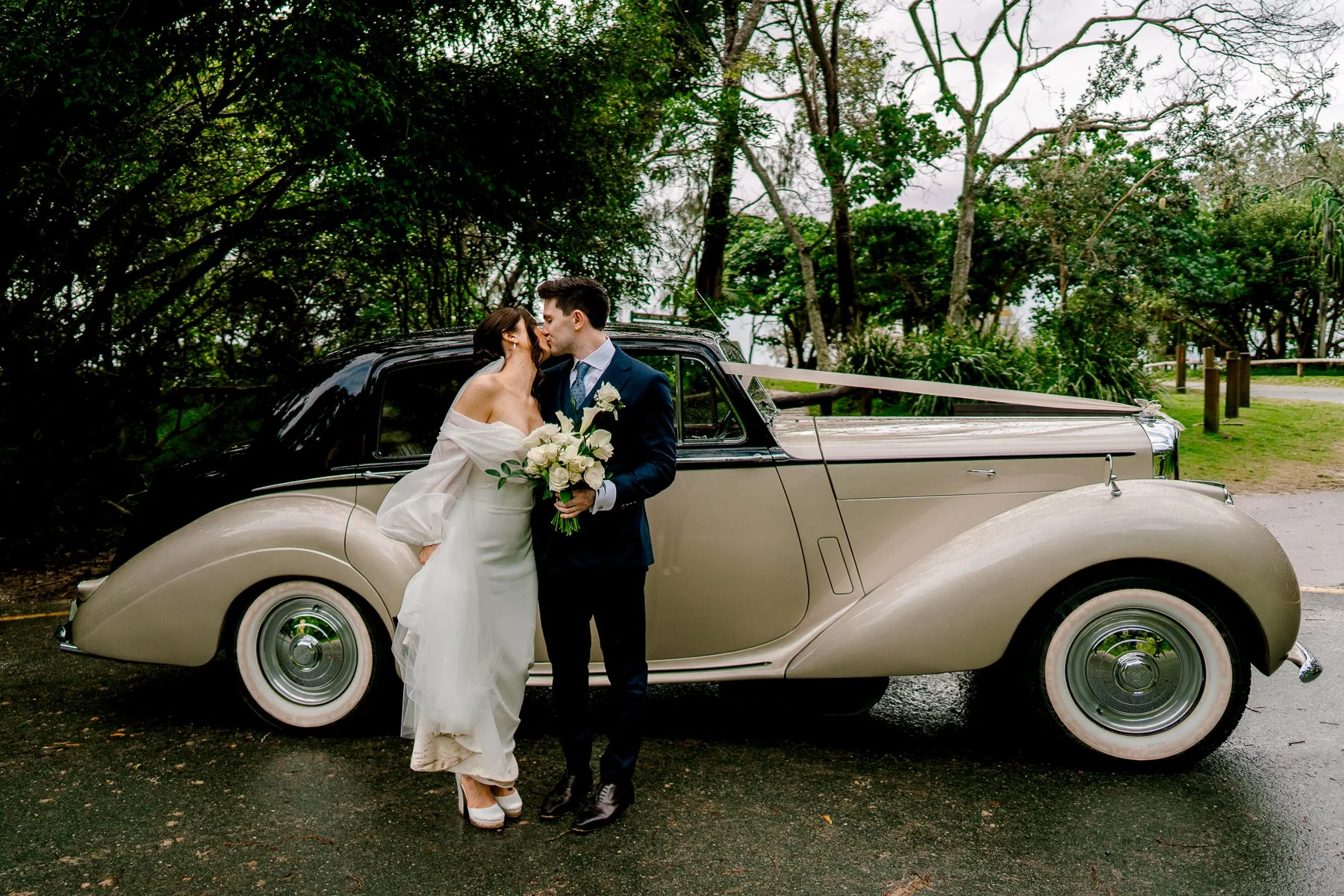 Noosa Wedding Katie Jacob L2403225.jpg