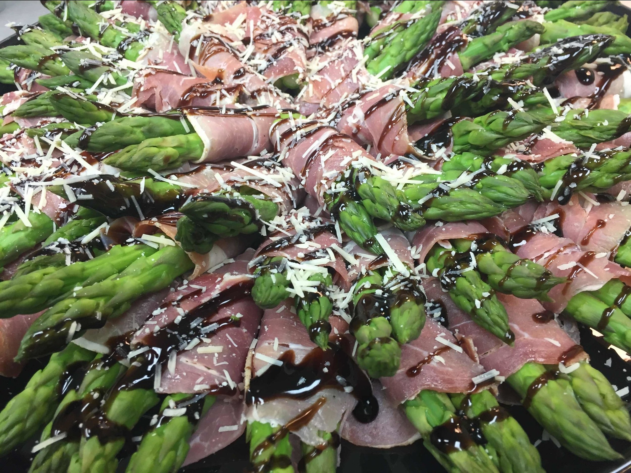 proscuitto+wrapped+asparagus-crop.jpg