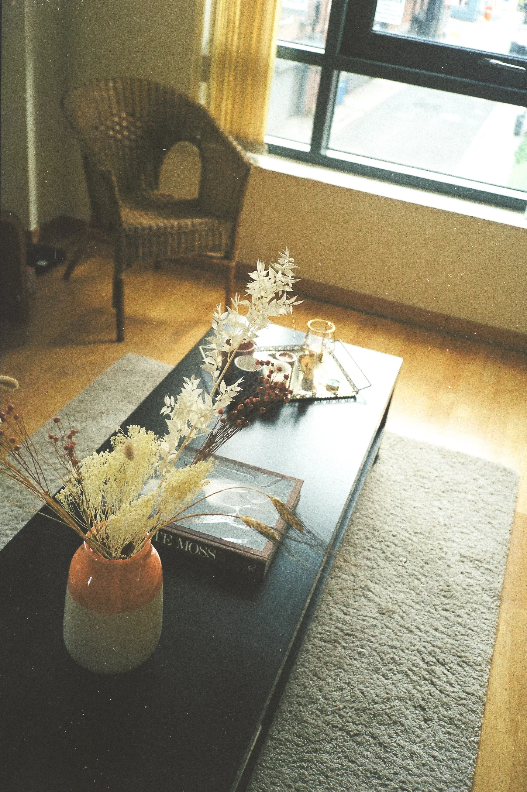student flat, but make it chic4.jpg