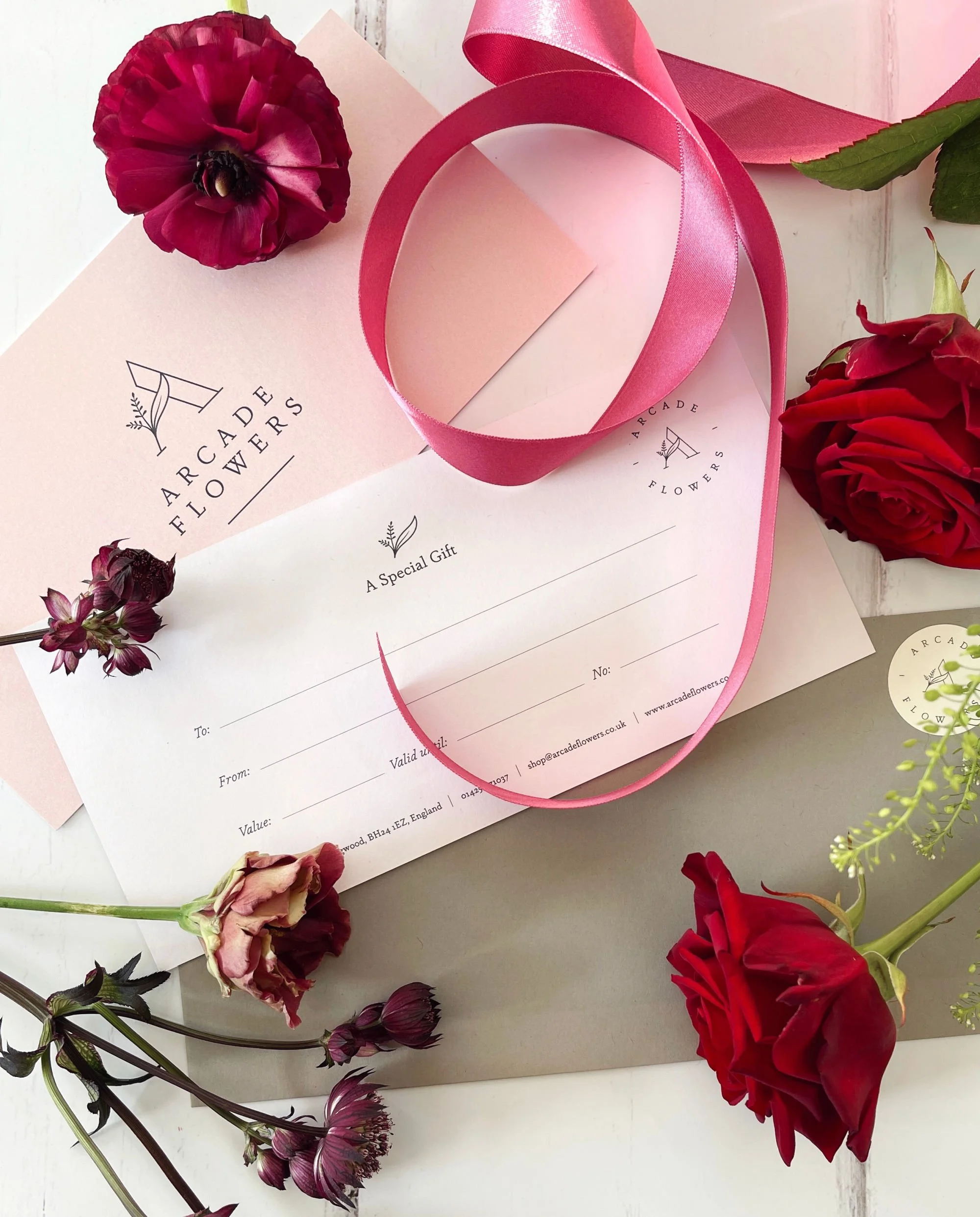 Valentine's Day Flowers Roses Delivered in Ringwood, Verwood — Arcade