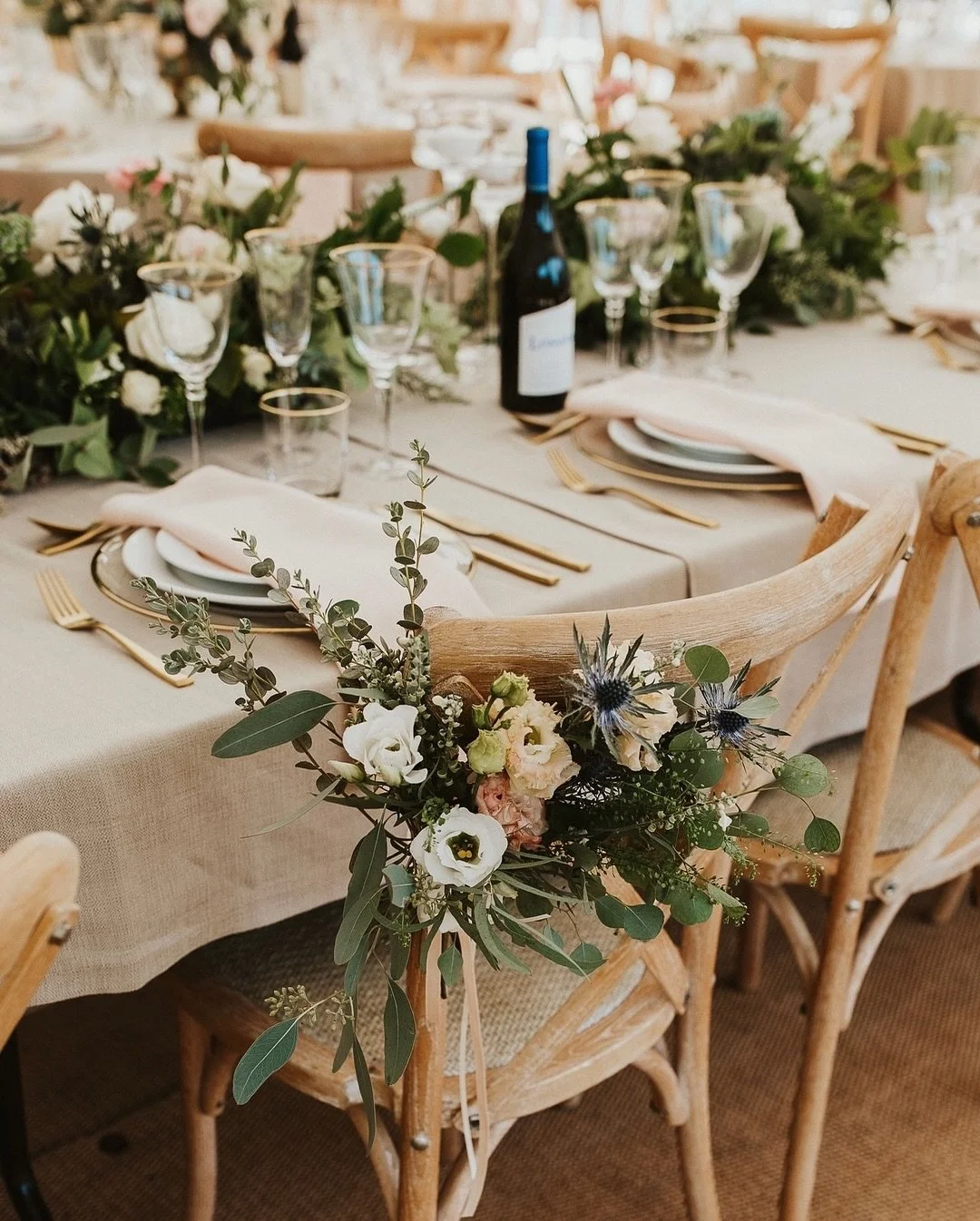 Autumn wedding table flower inspiration - this time in a cooler palette of ivory, peach, green and blue ๐๐ผ โจ
Photography @stephnewtonphotography
Venue @camehousedorset 
Planning & Styling @bellissimoweddings
Flowers @arcadeflowers
โ โ โ โ โ โ โ โ โ 
wed