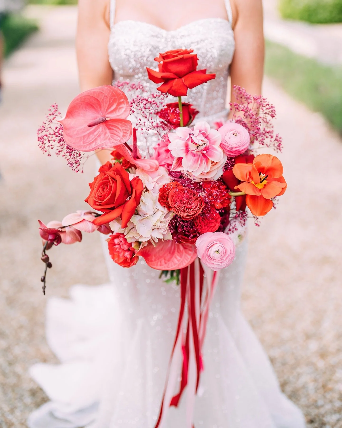 Averil and Dom... you were a spectacular colour dream! 🌺 🧡 Can we do it all over again?! 
Photography by @bertpalmer
Planning and styling @bellissimoweddings
Venue @camehousedorset
Gown @bertabridal
Flowers @arcadeflowers
Grooms Suit @henrypooleco
