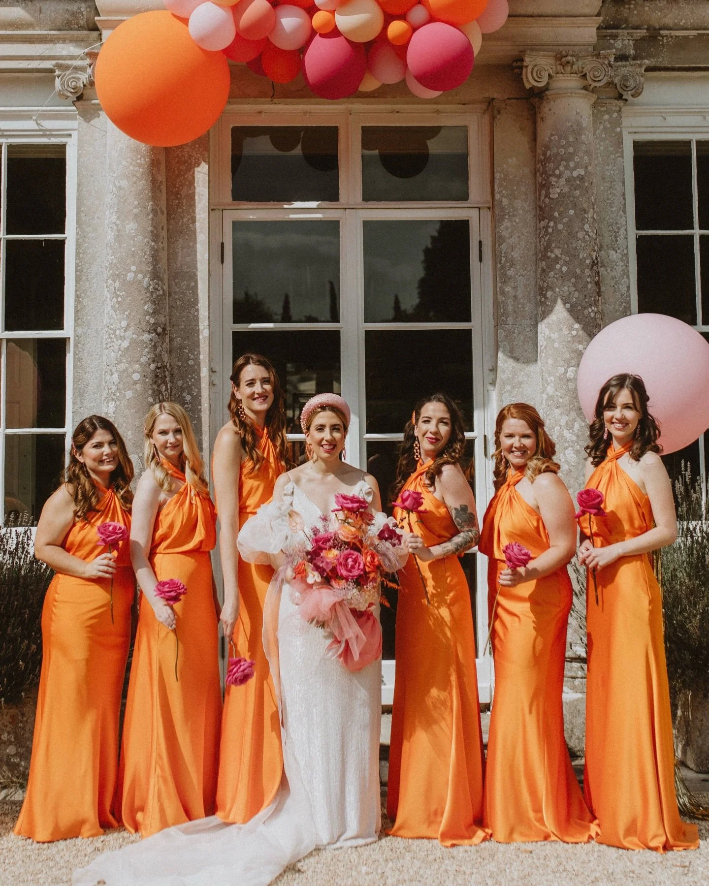 Bridesmaids bouquets... from single stem hot pink all the way through to soft white echoes of the bridal bouquet 🌺 🤍 We love them all! If you&rsquo;re planning your big day, book your wedding flower consultation via the link in Stories or in our pr