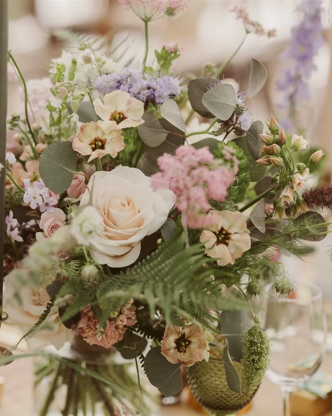 Here for the quiet floral wedding details that make all the difference ✨
Photography @nickrayphoto
⠀⠀⠀⠀⠀⠀⠀⠀⠀
spring wedding flowers, rustic bridal flowers, country wedding, hampshire wedding florist