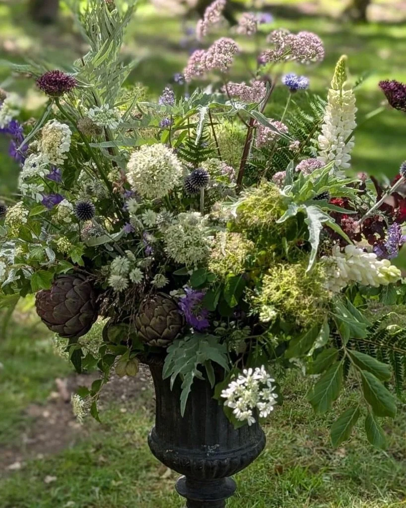 Work from a recent intimate wedding using a mixture of British grown blooms, seed heads and foliage for wild, garden gathered texture. If you&rsquo;re planning a summer outdoor wedding, get in touch via our website form 🔝 to book a wedding flower co
