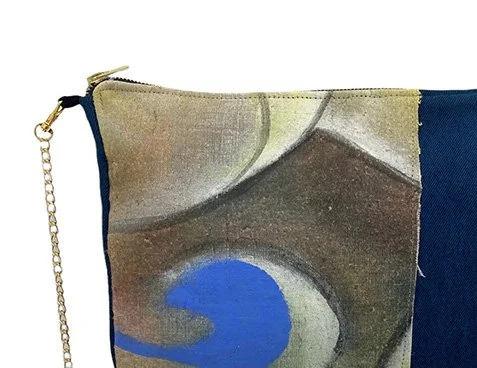 Pochette con tracolla 3 - dettaglio.jpg