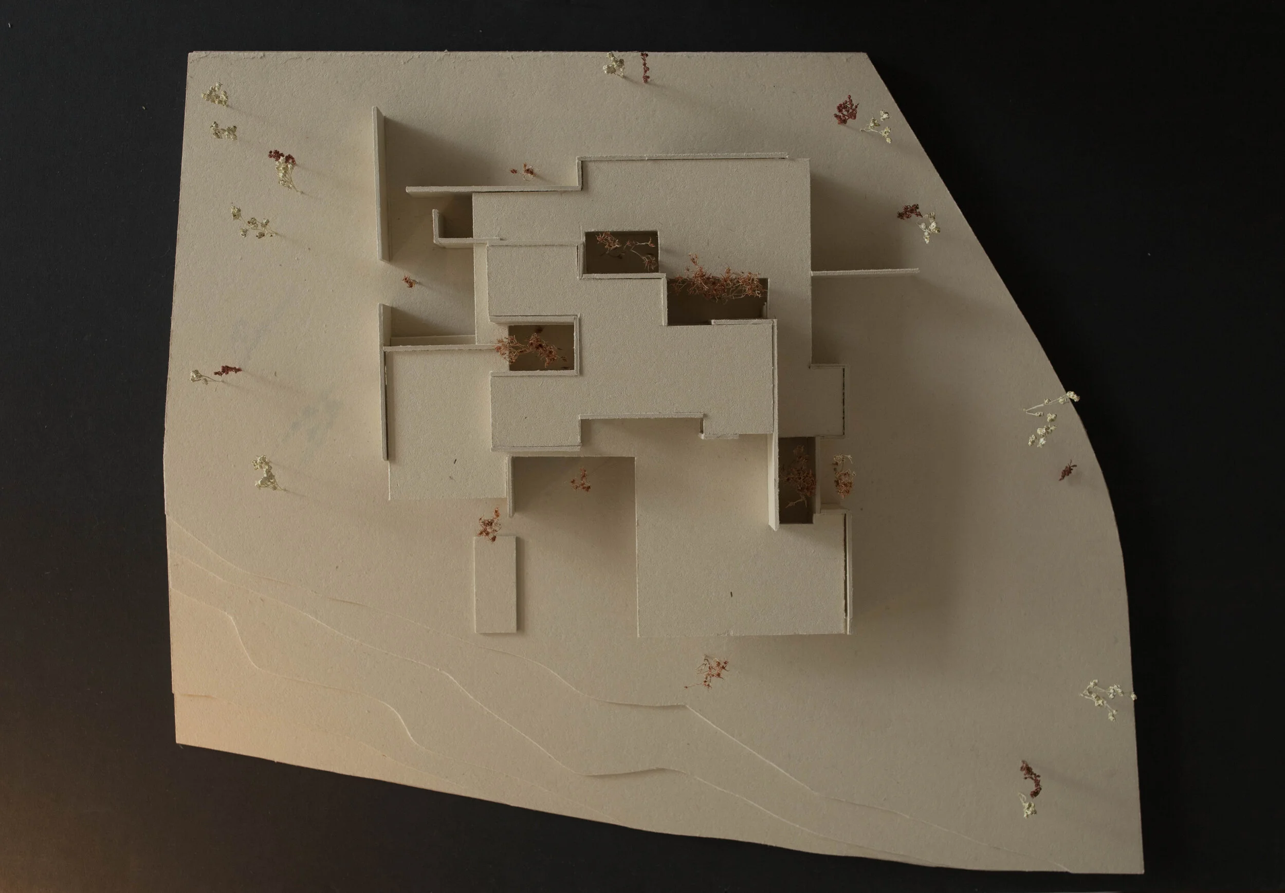 House R_Sintra Model.JPG