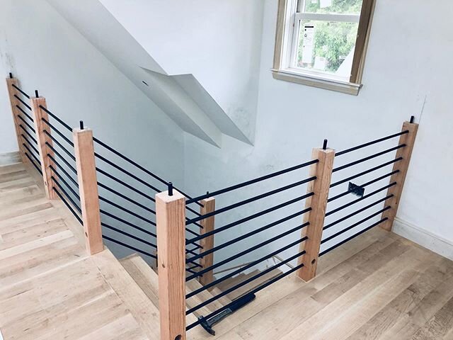 Railing system assembly coming along nicely! @streamlinebuildersllc @kachmardesign @conors_carpentry