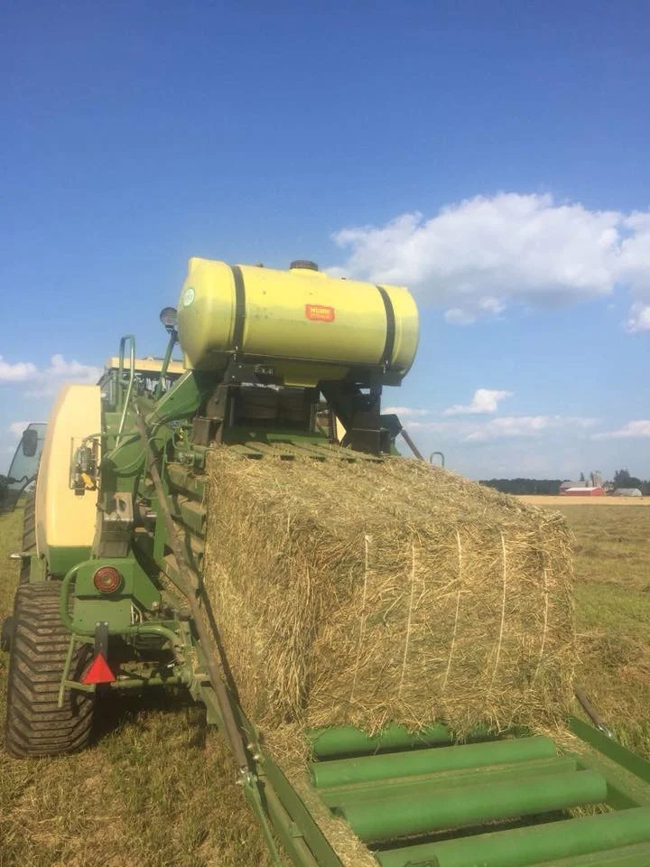 Nuhn Forage Liquid and Granular Forage Applicators — The Juice