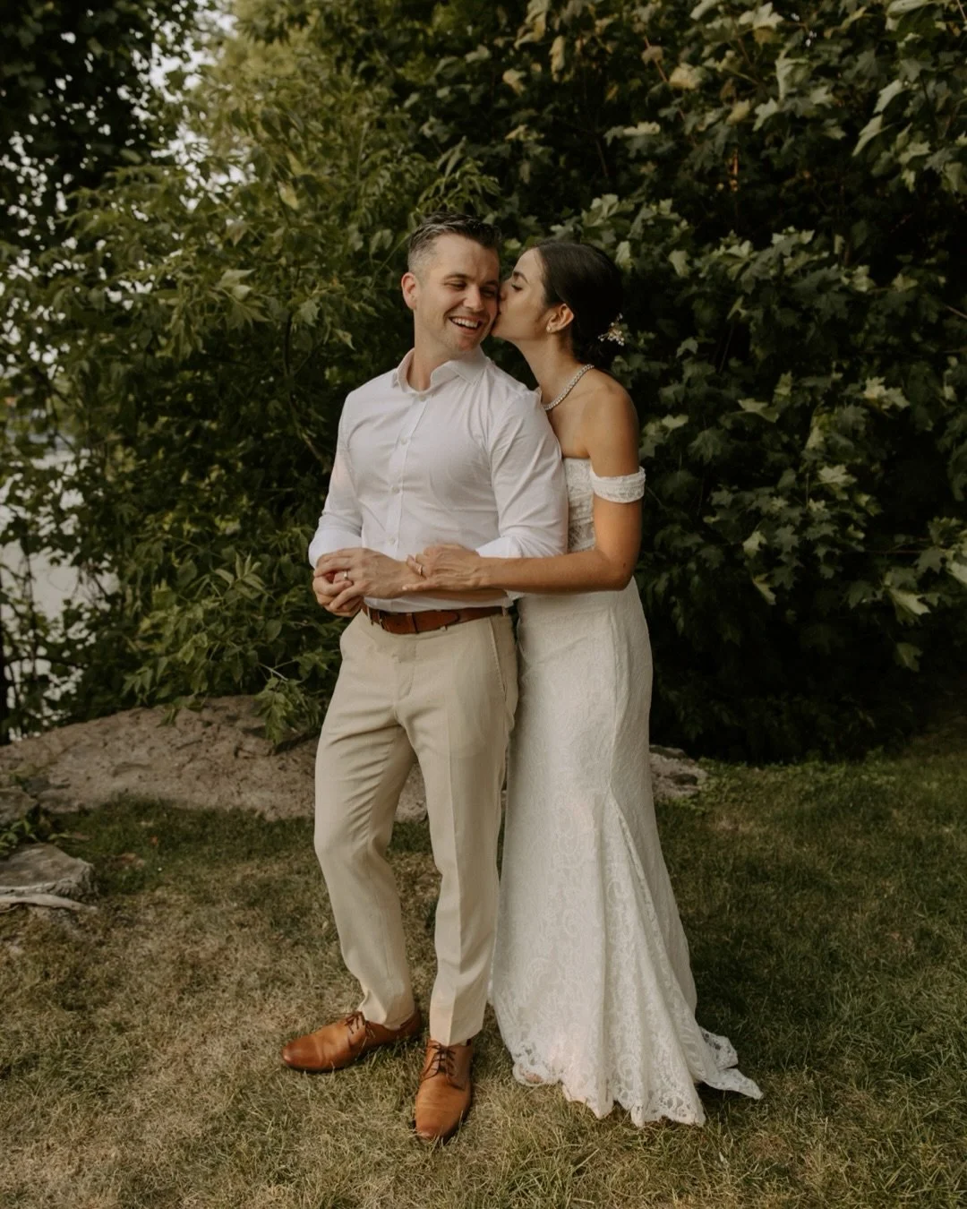 Ce mariage aux parfaits vibes de garden party 🌷🥹
Un peu moins de 2 mois avant le d&eacute;but de ma saison 2026 et j&rsquo;ai tellement h&acirc;te de revivre ces petits et grands moments d&rsquo;&eacute;motion avec vous! 

Venue : @lecafedelhorloge