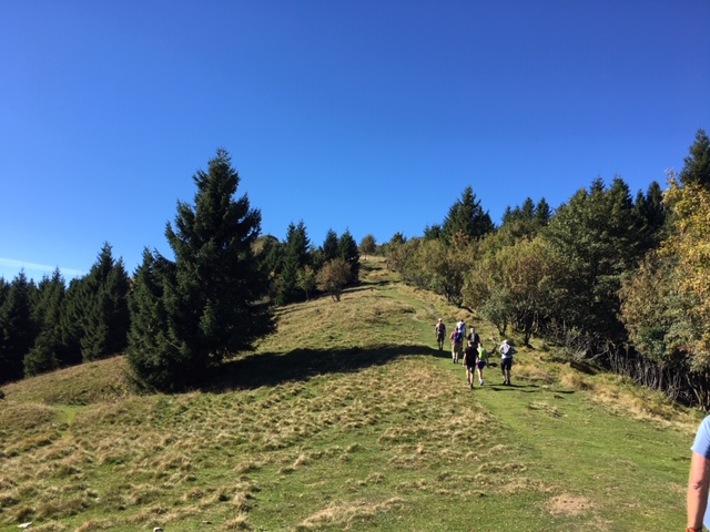 HikingComoLake sentiero alto monte generoso.JPG