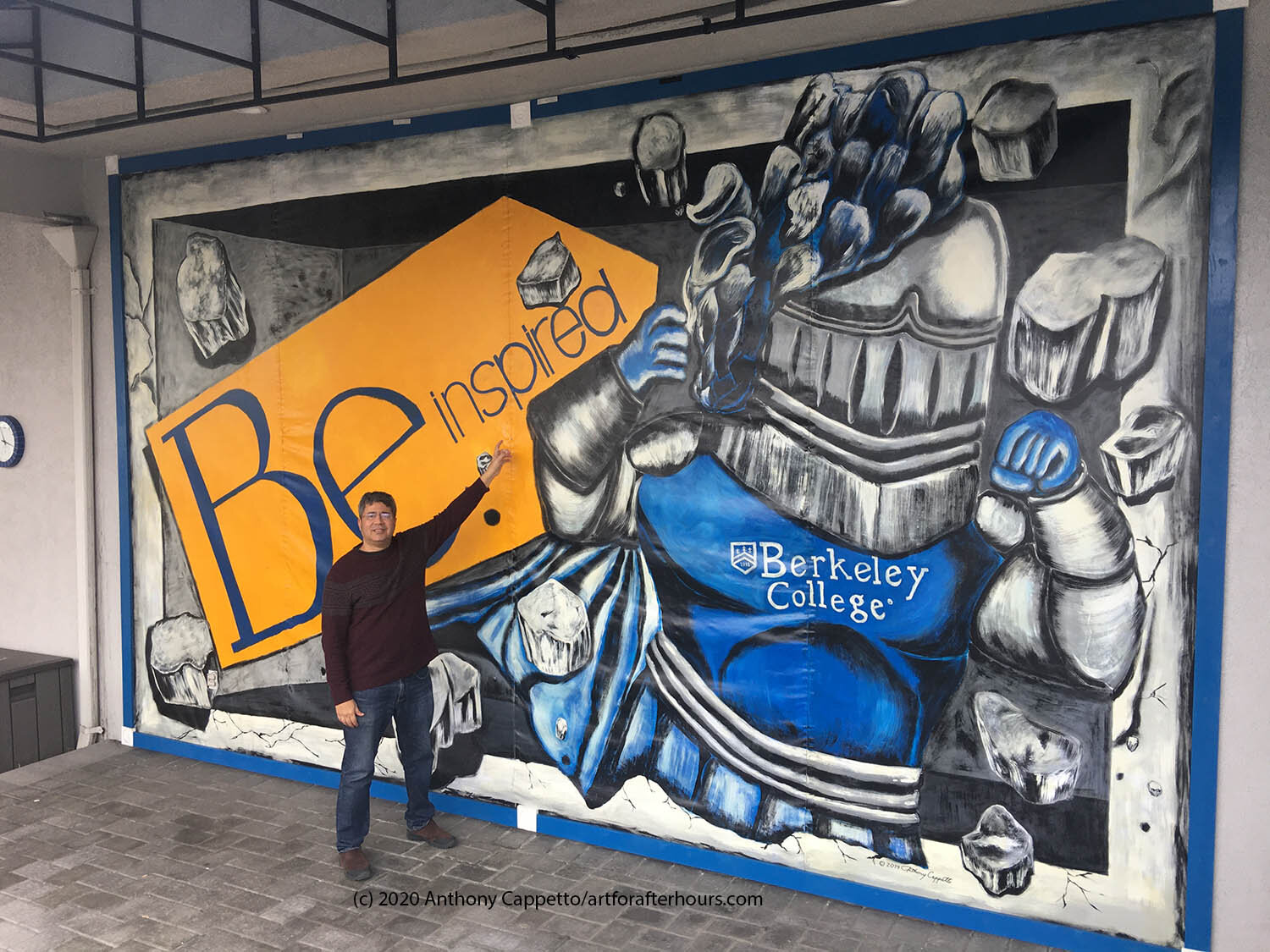  Posing with 3D mural for scale purposes. 