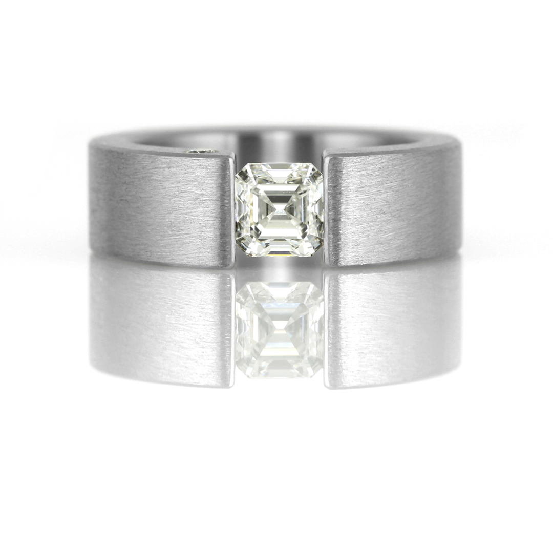 'the one' for emerald cut stone