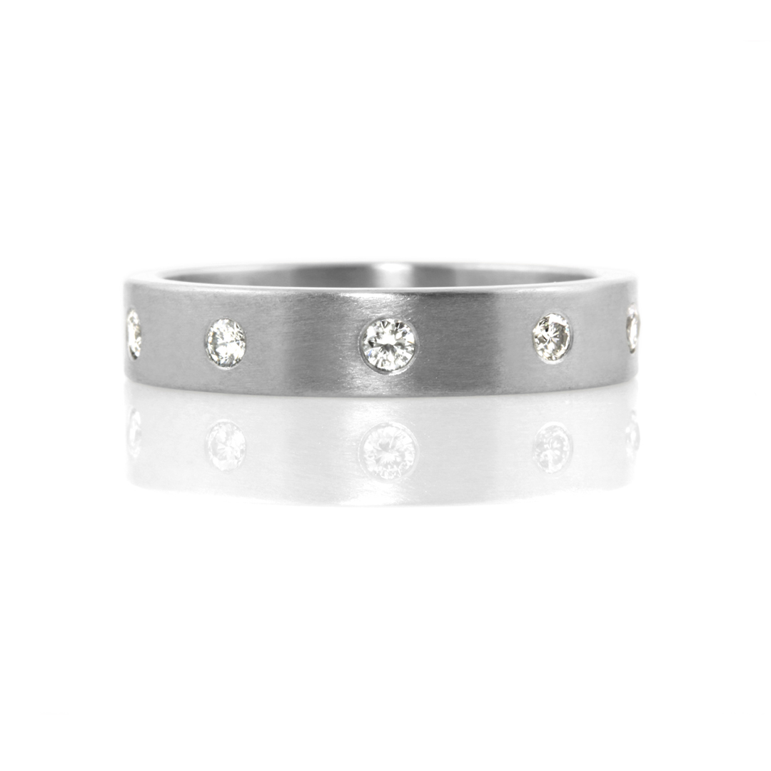stainless steel flush set band 10 stones